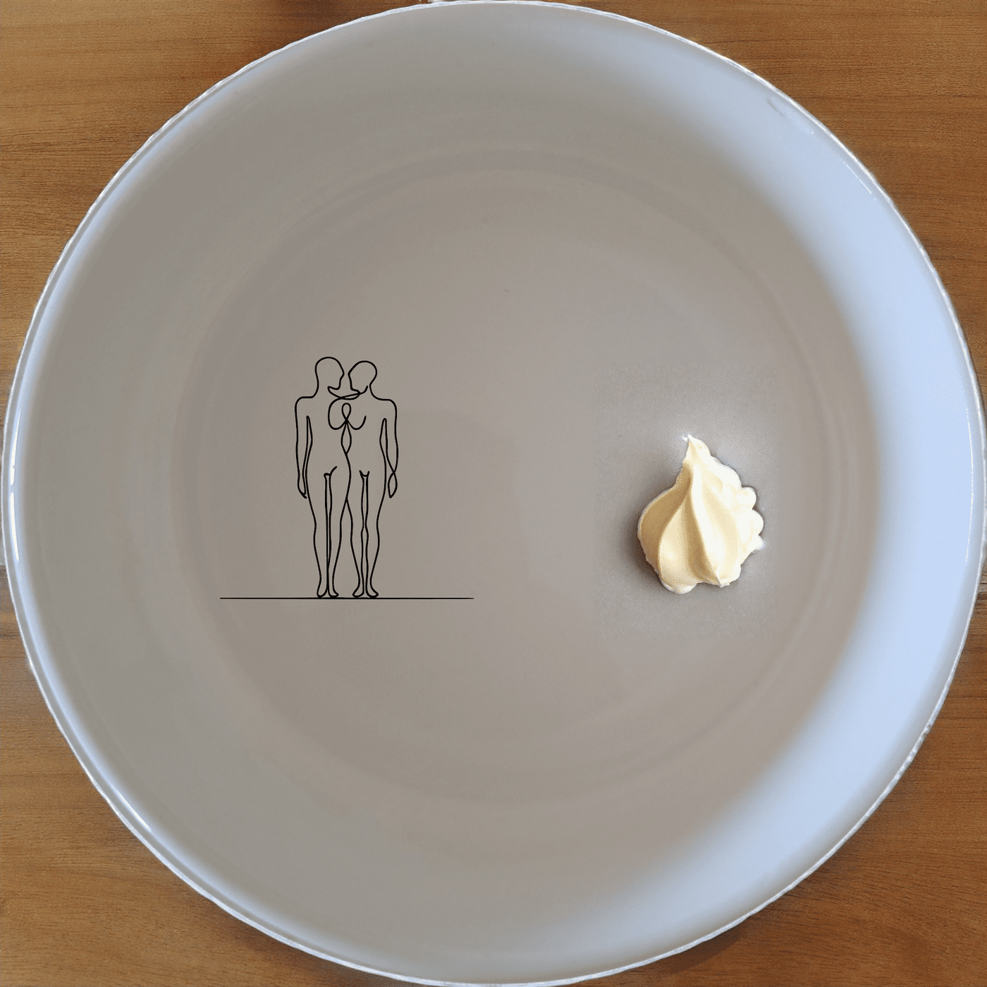 Elongated Human Figures Bowl Set of 4 - Range 4 is a unique and artistic addition to your dining collection, perfect for modern and contemporary settings.