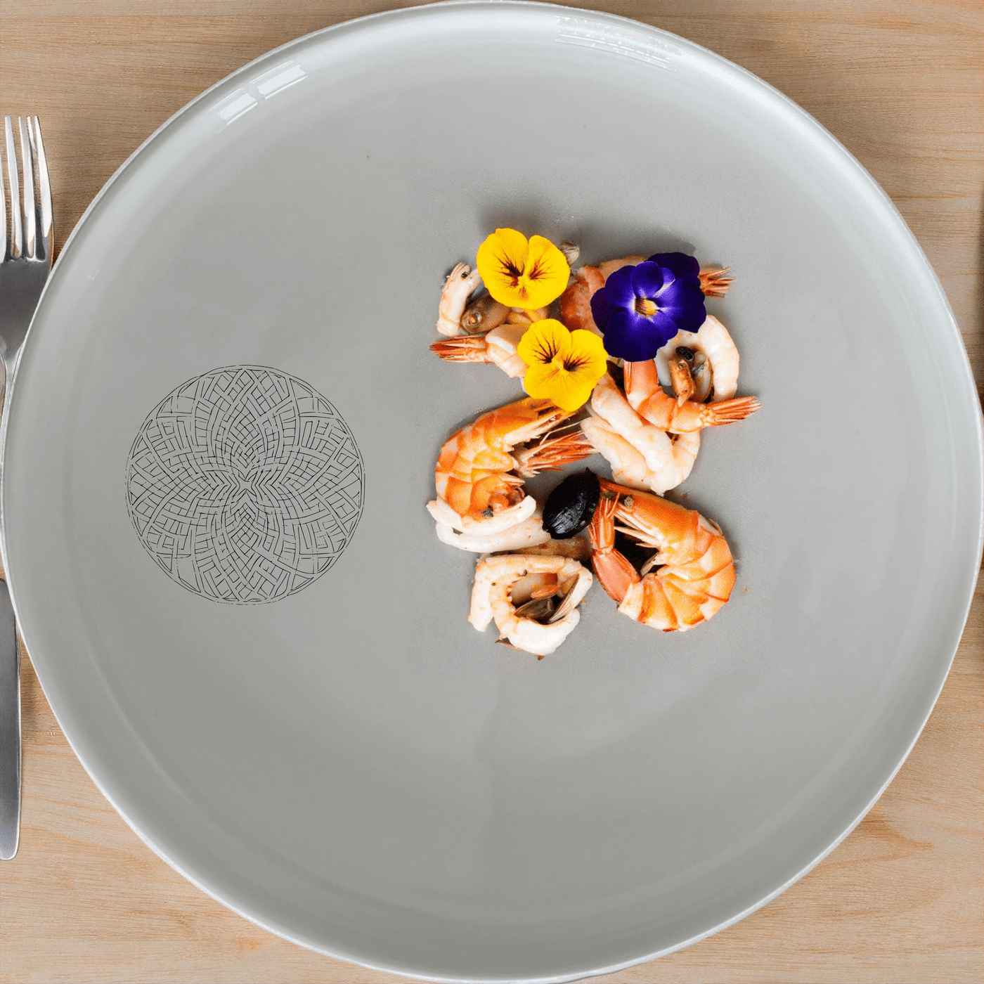 The African Woven Basket Dinner Plate Set of 4 features a unique woven basket pattern design, perfect for adding a touch of elegance to any dining table.