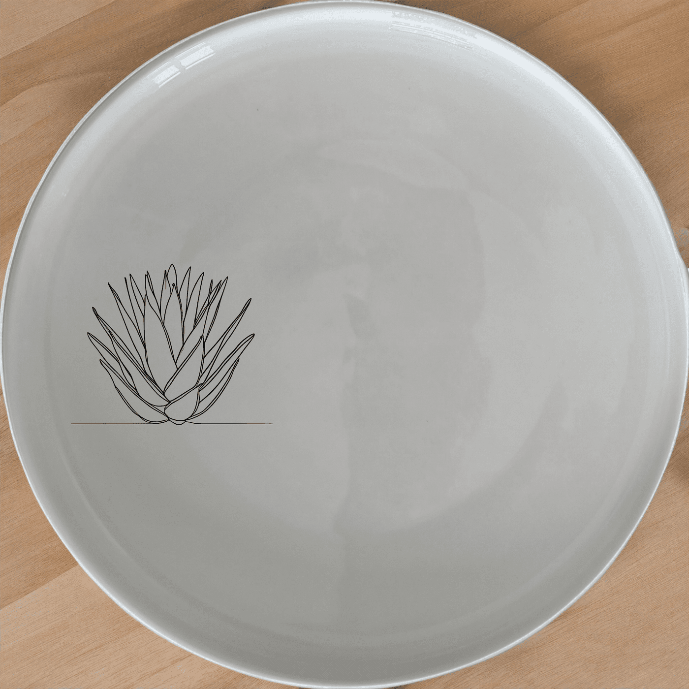 The Aloe Ferox Flower Spike Dinner Plate Set of 4 features a minimalist design with an elegant aloe ferox flower spike illustration, perfect for modern dining.