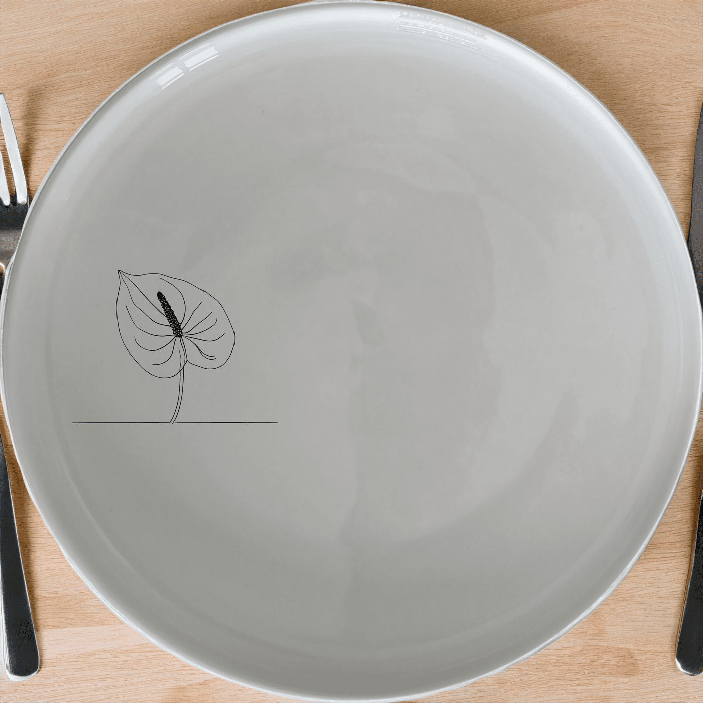 Anthurium Clarinervium Dinner Plate Set of 4 features a sleek, modern design perfect for any dining table. Crafted from premium ceramic, these plates are both stylish and durable, ideal for everyday use or special occasions.