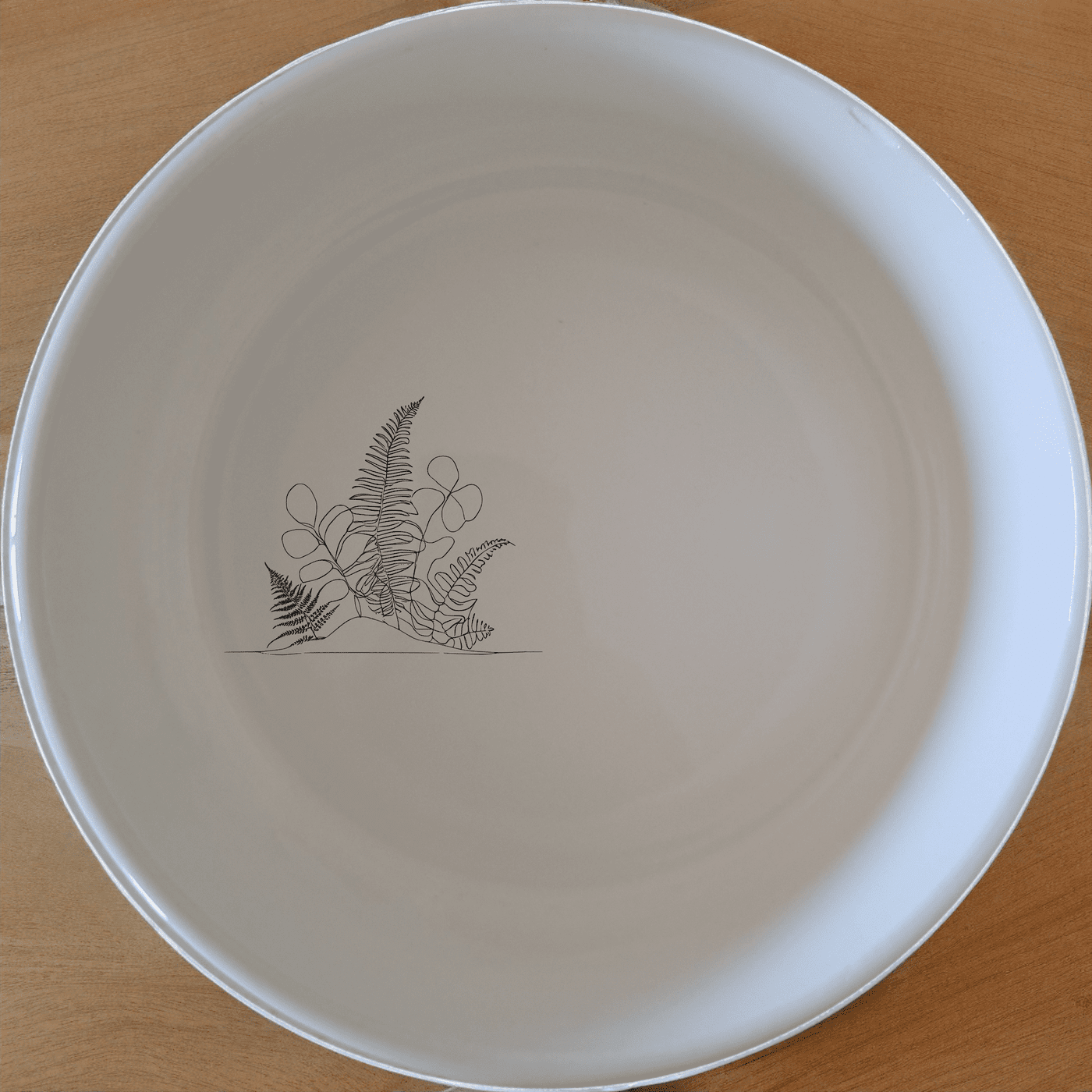 The Aroids Ferns Layered Ecosystem Bowl Set of 4 brings nature to your table with elegant, minimalist design and durable ceramic construction.