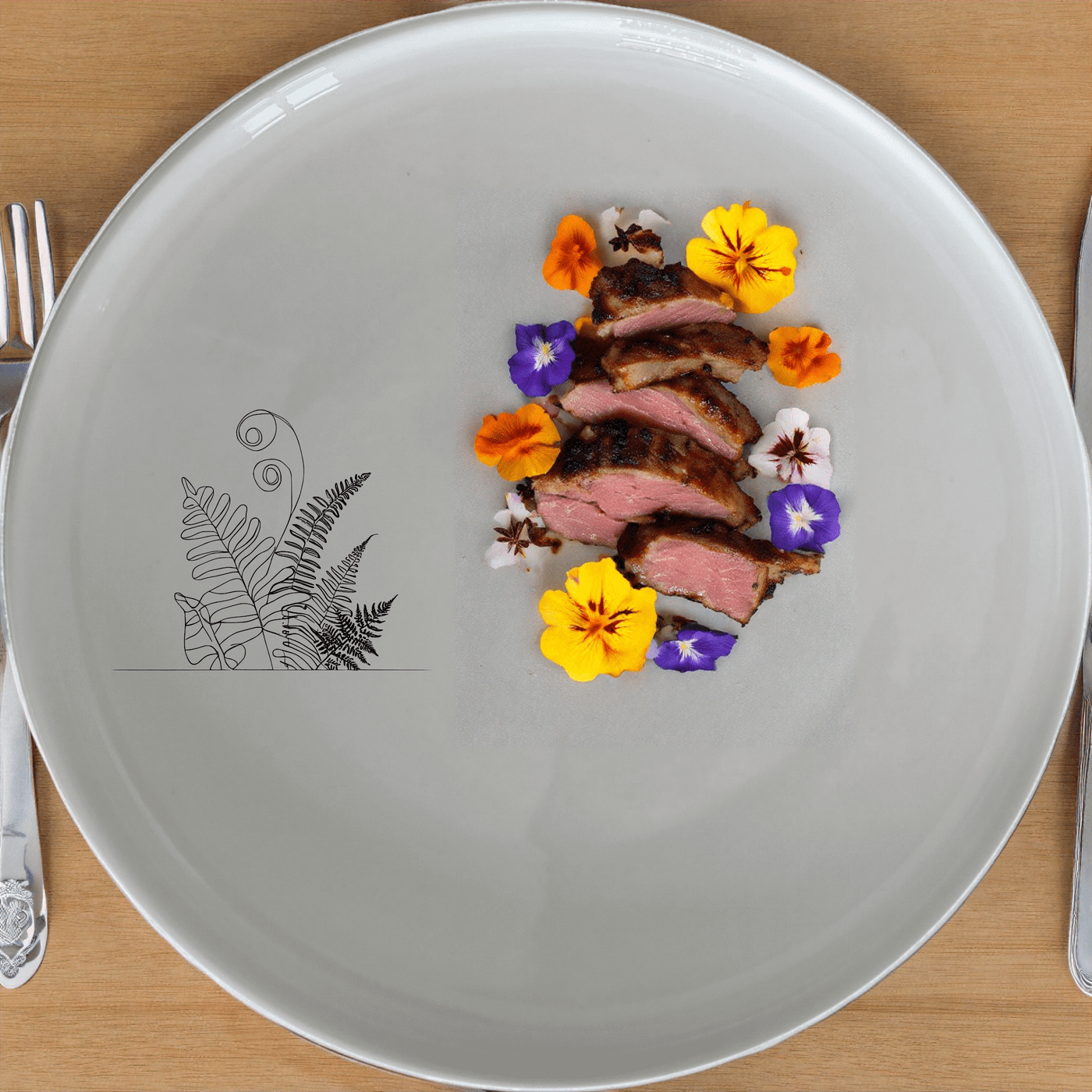 The Aroids Ferns Dinner Plate Set of 4 combines modern design with natural elegance, perfect for any dining occasion.