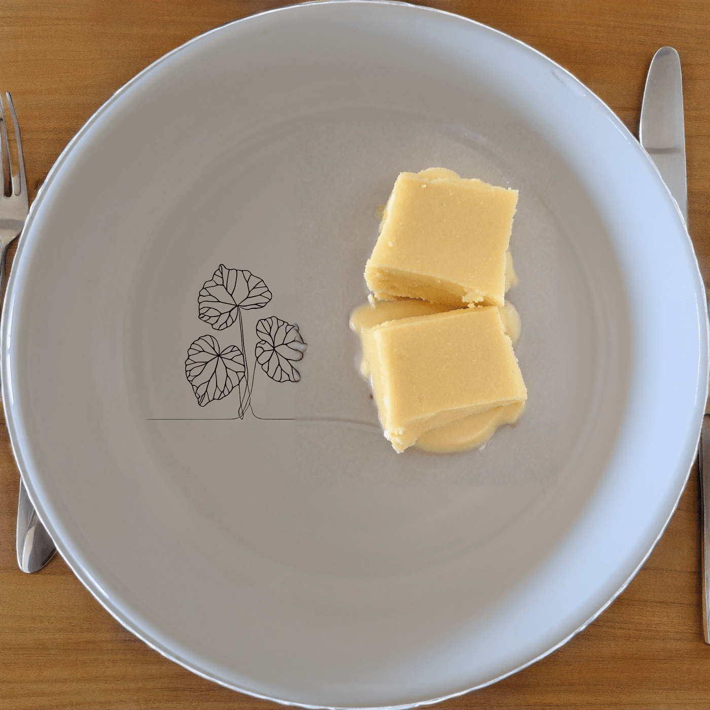 The Begonia Maculata Bowl Set of 4 features a delicate botanical design, perfect for adding a touch of nature to your dining experience.