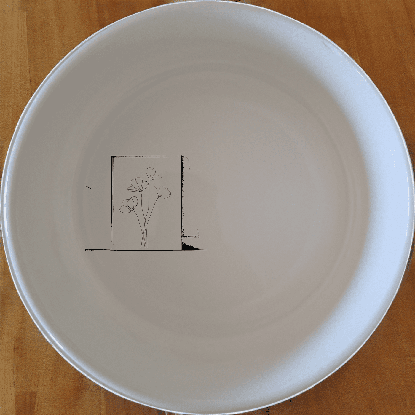 Botanical Pressed Flowers Bowl Set of 4 adds a touch of nature to your dining table with delicate pressed flower designs.