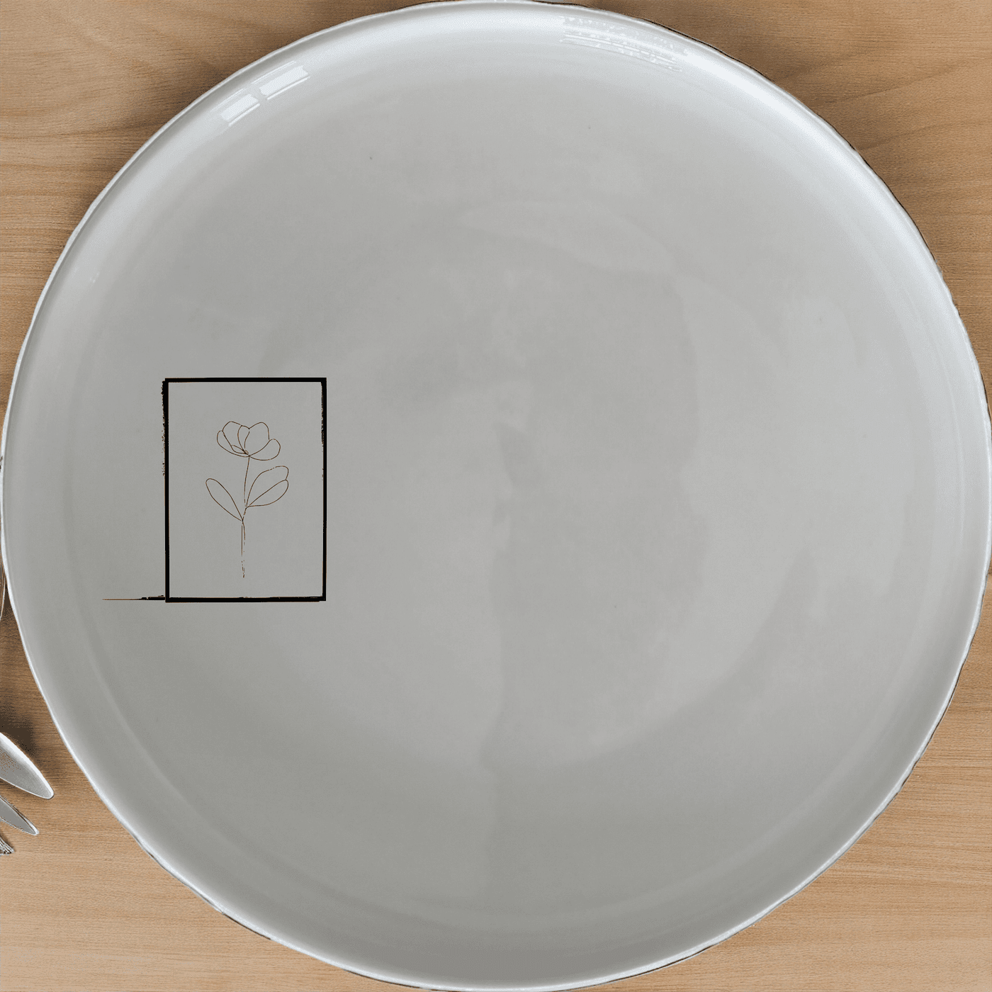 Botanical Pressed Flower Dinner Plate Set of 4 adds a touch of nature to your dining table with delicate pressed flower designs.