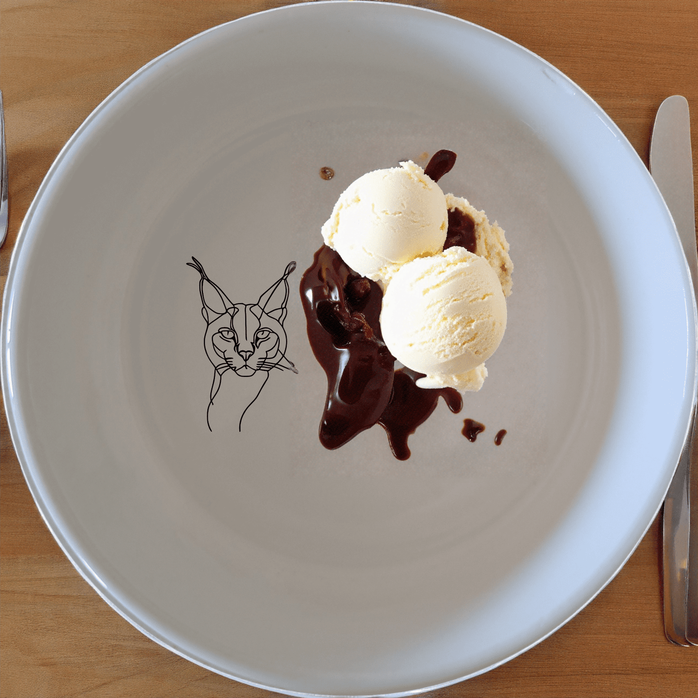 The Caracal Ears Tufted Feline Bowl Set of 4 adds a touch of exotic elegance to your table setting with its unique design.