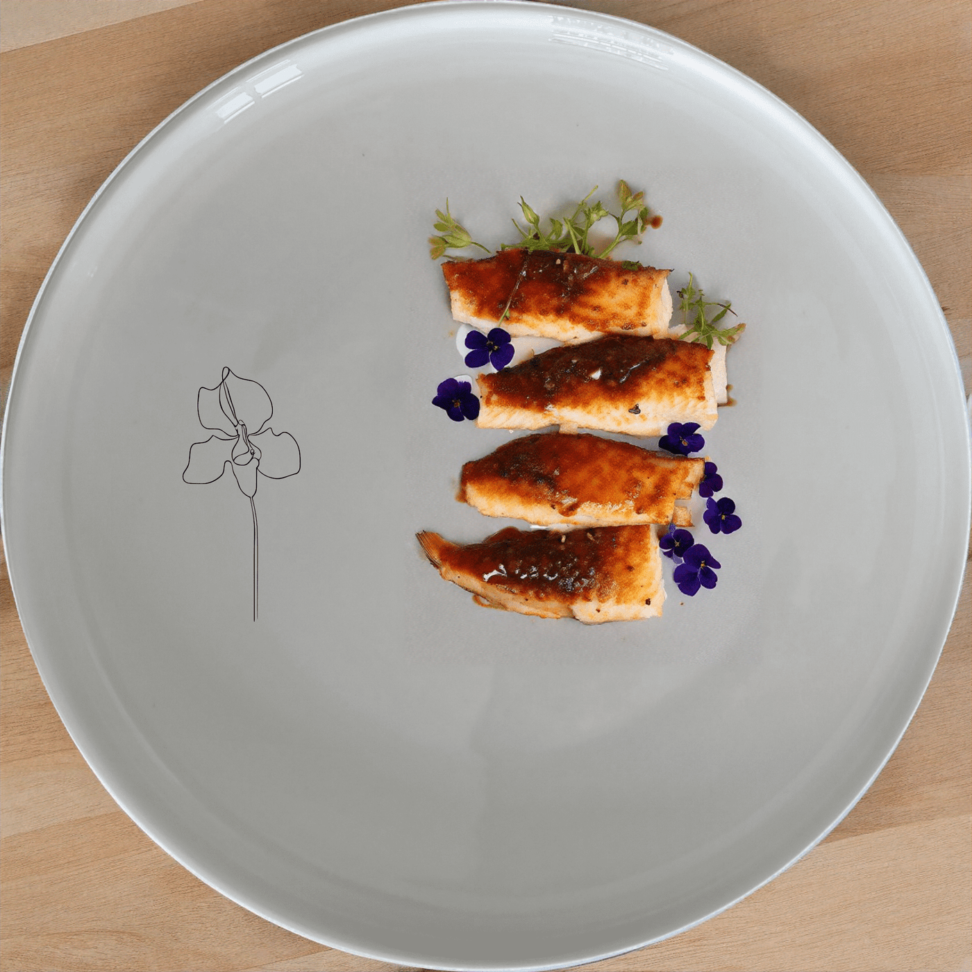 The Delicate Disa Flower Side Plate Set of 4 features an elegant orchid design, perfect for any dining occasion.