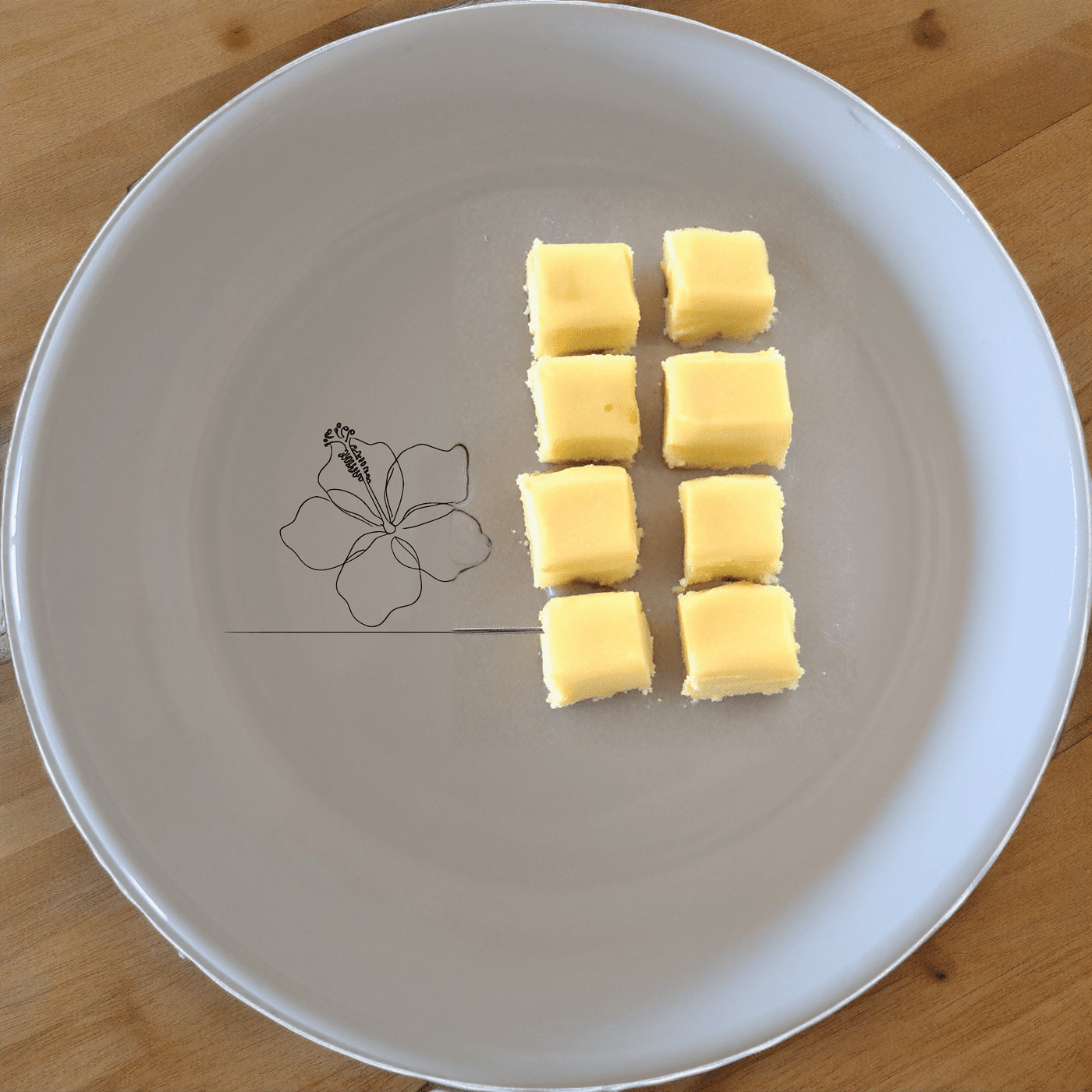 The Delicate Hibiscus Flower Bowl Set of 4 features a subtle, elegant design perfect for everyday use or special occasions.