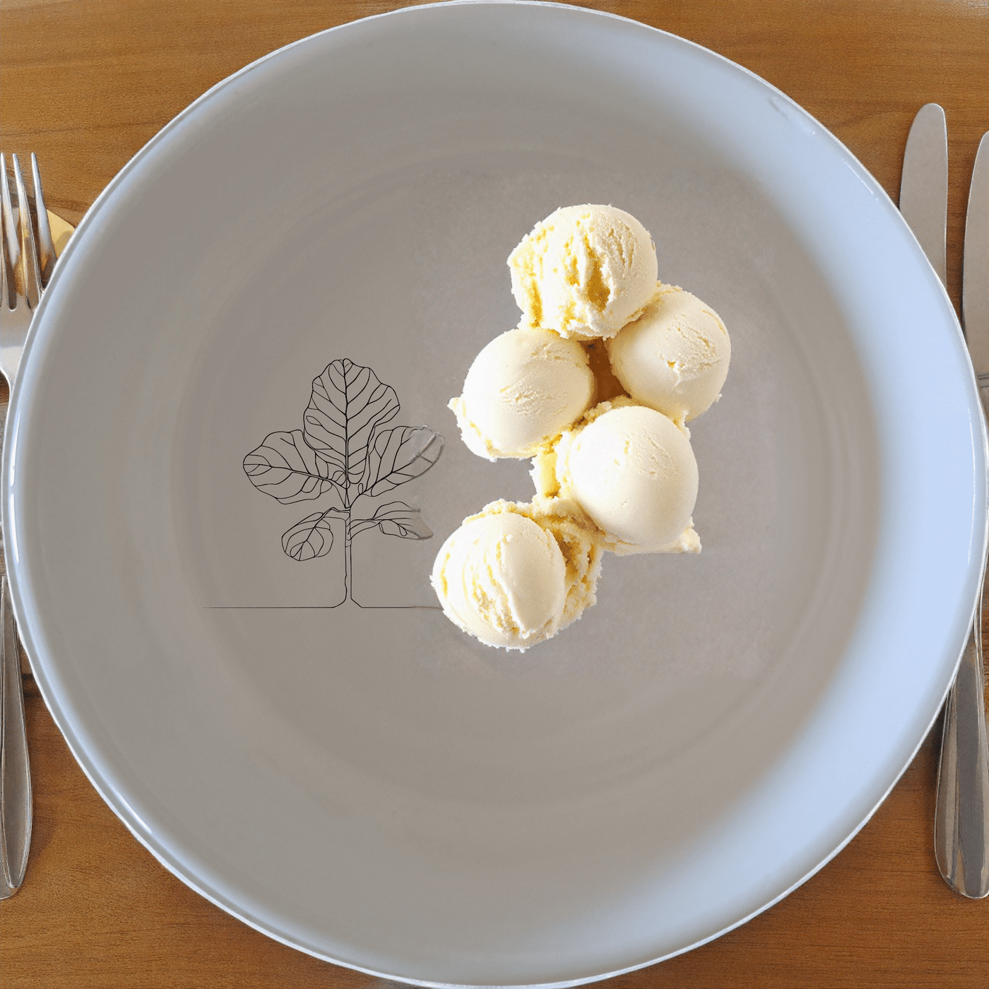 The Fiddle Leaf Bowl Set of 4 adds a touch of nature to your dining table with its elegant design and versatile use.