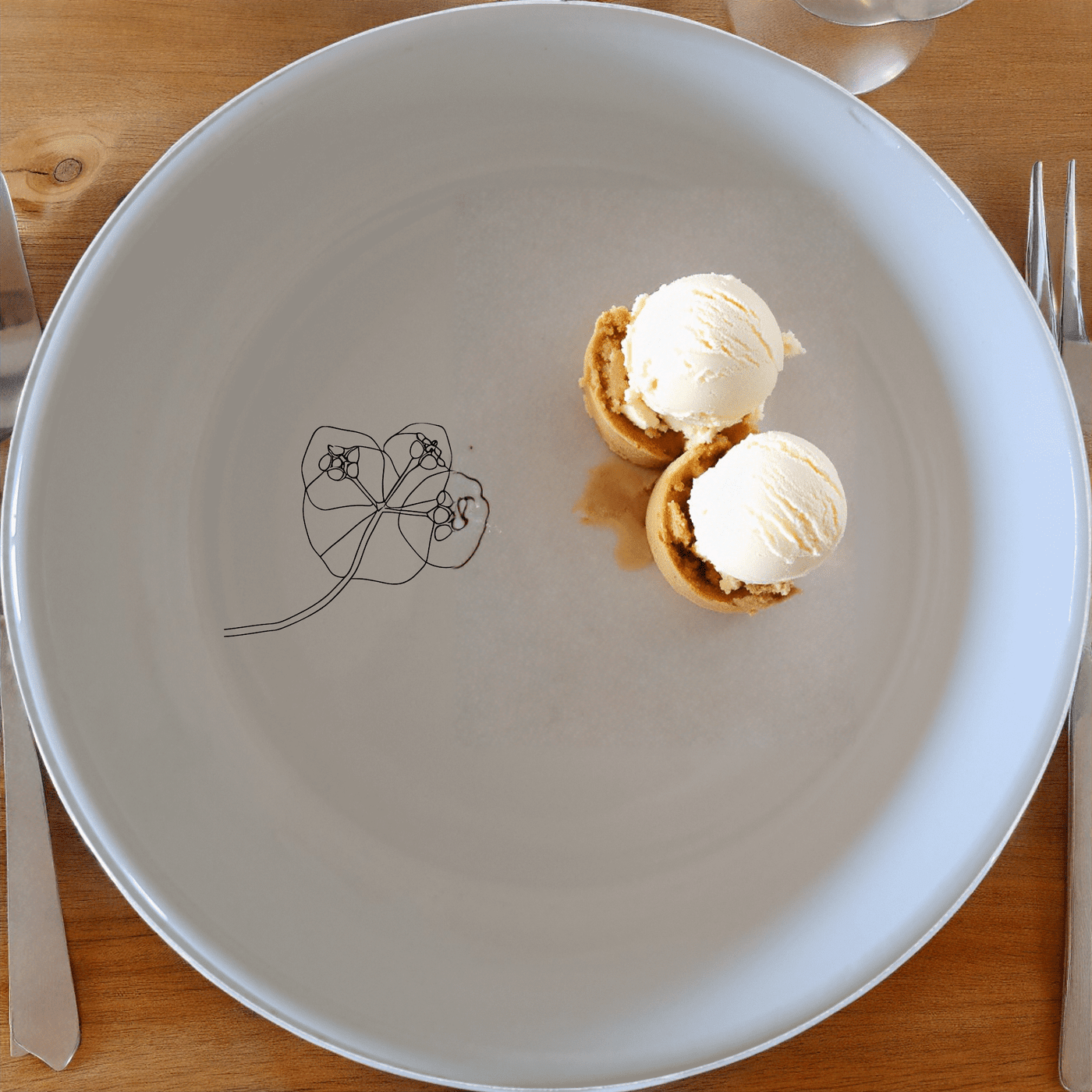 The Hoya Carnosa Bowl Set of 4 features delicate laser-etched designs on white ceramic, perfect for everyday use or special occasions.