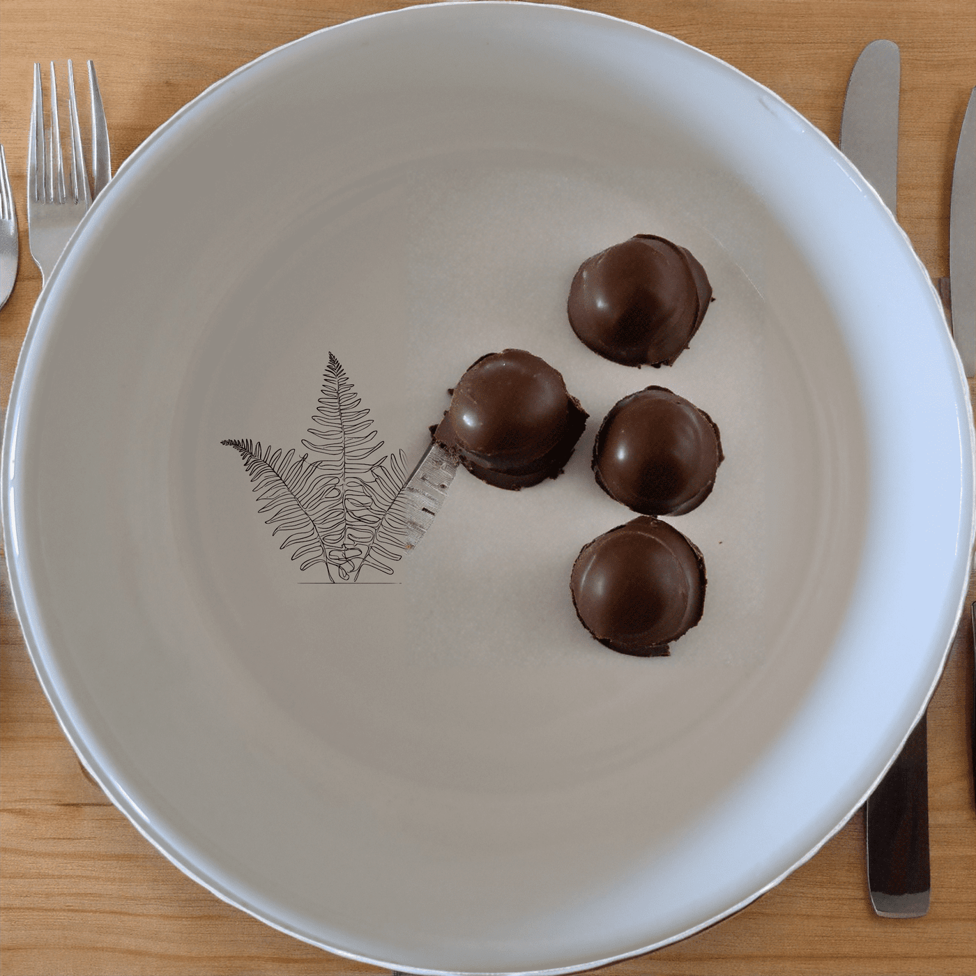 The Layered Fern Fronds Maximalist Pattern Bowl Set of 4 features intricate fern designs, perfect for adding a touch of nature to your dining experience.