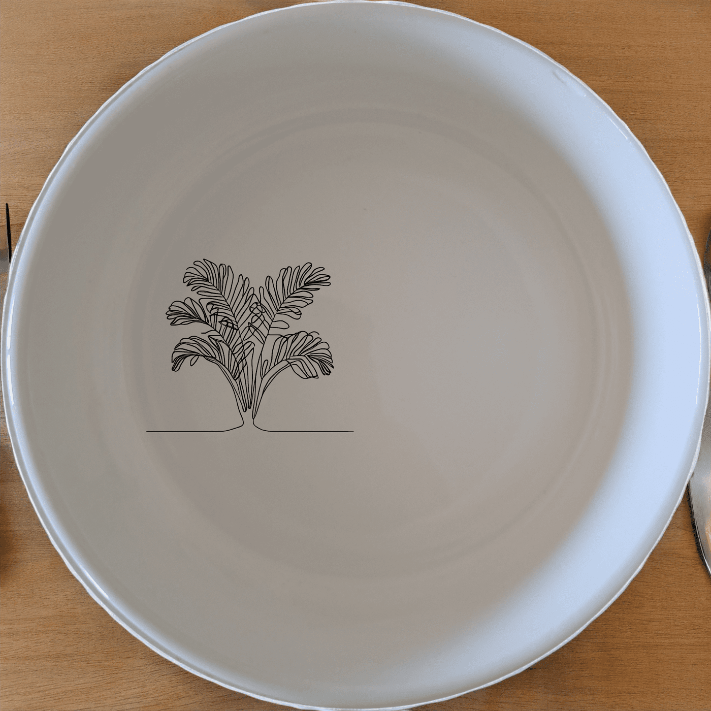 The Maximalism Cycads Bowl Set of 4 features a striking design that adds a touch of modern elegance to your dining experience.