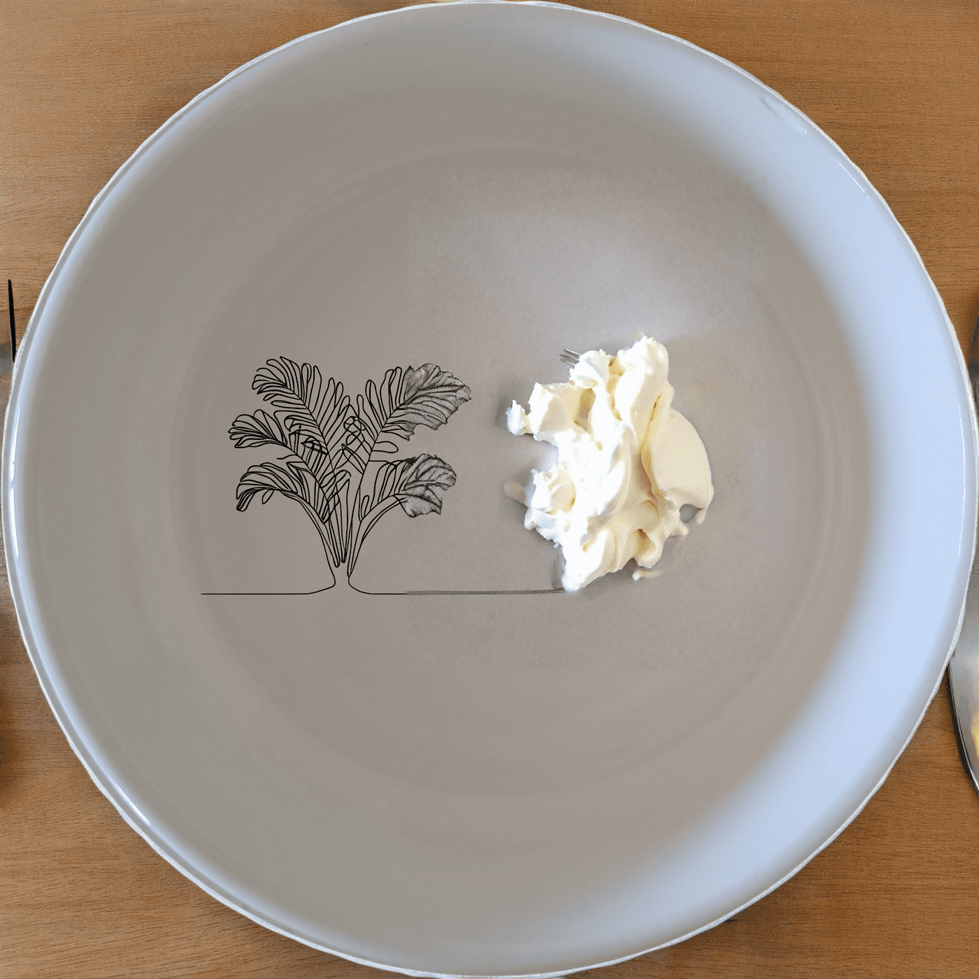 The Maximalism Cycads Bowl Set of 4 features a striking design that adds a touch of modern elegance to your dining experience.