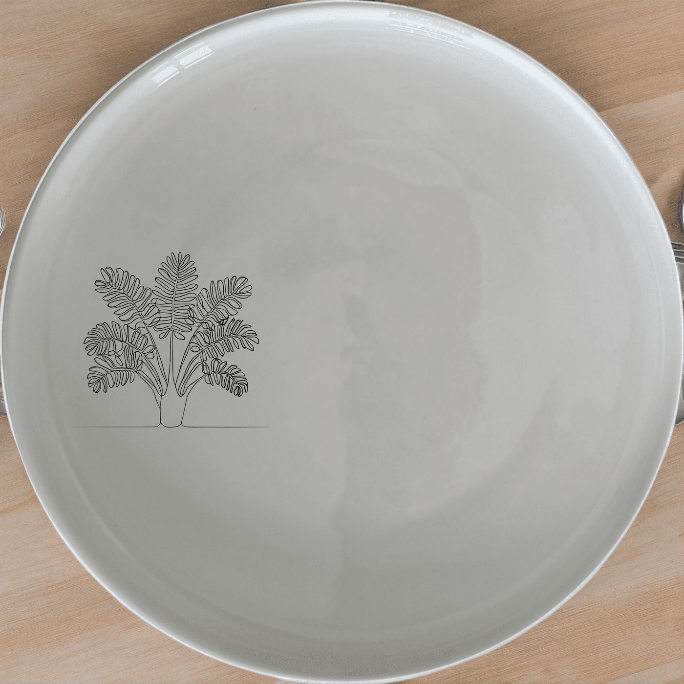 Maximalism Cycads Dinner Plate Set of 4 offers a striking botanical design perfect for modern dining settings.