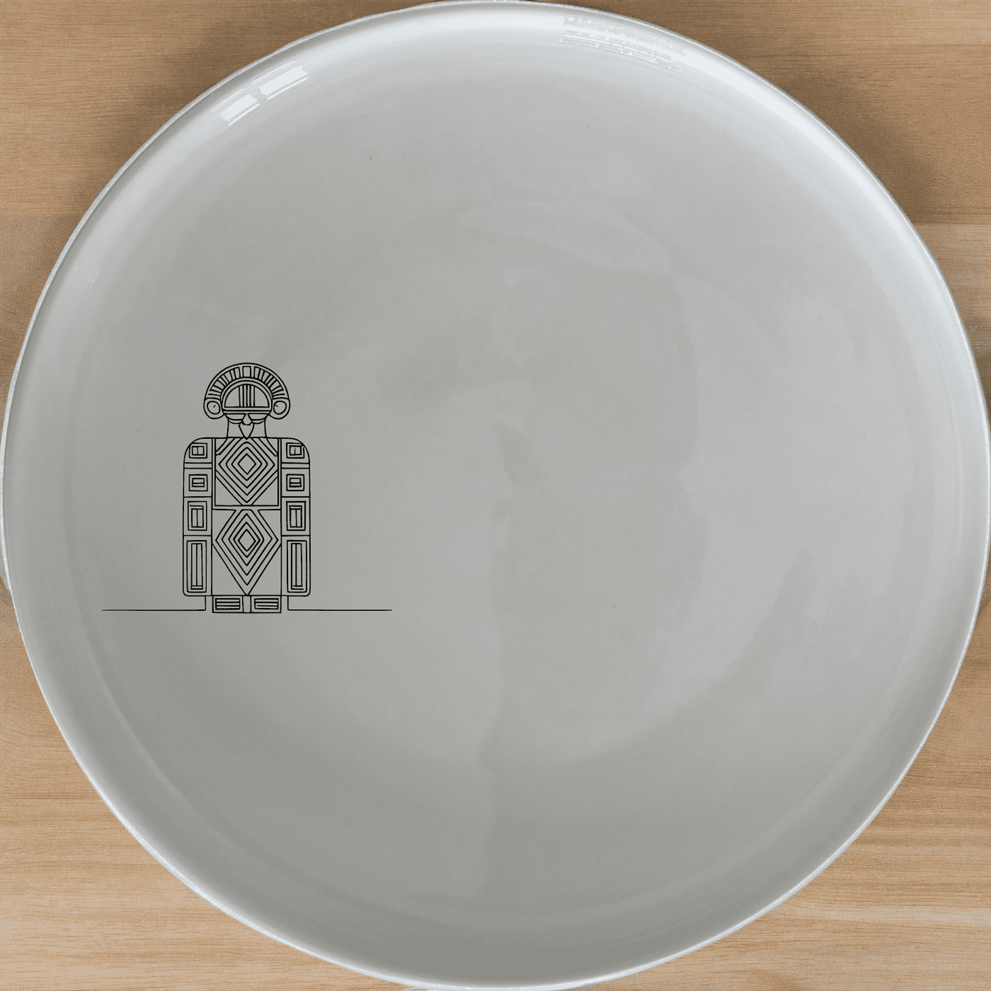 The Ndebele Pattern Design Side Plate Set of 4 features traditional Ndebele patterns, perfect for adding cultural flair to your dining experience.