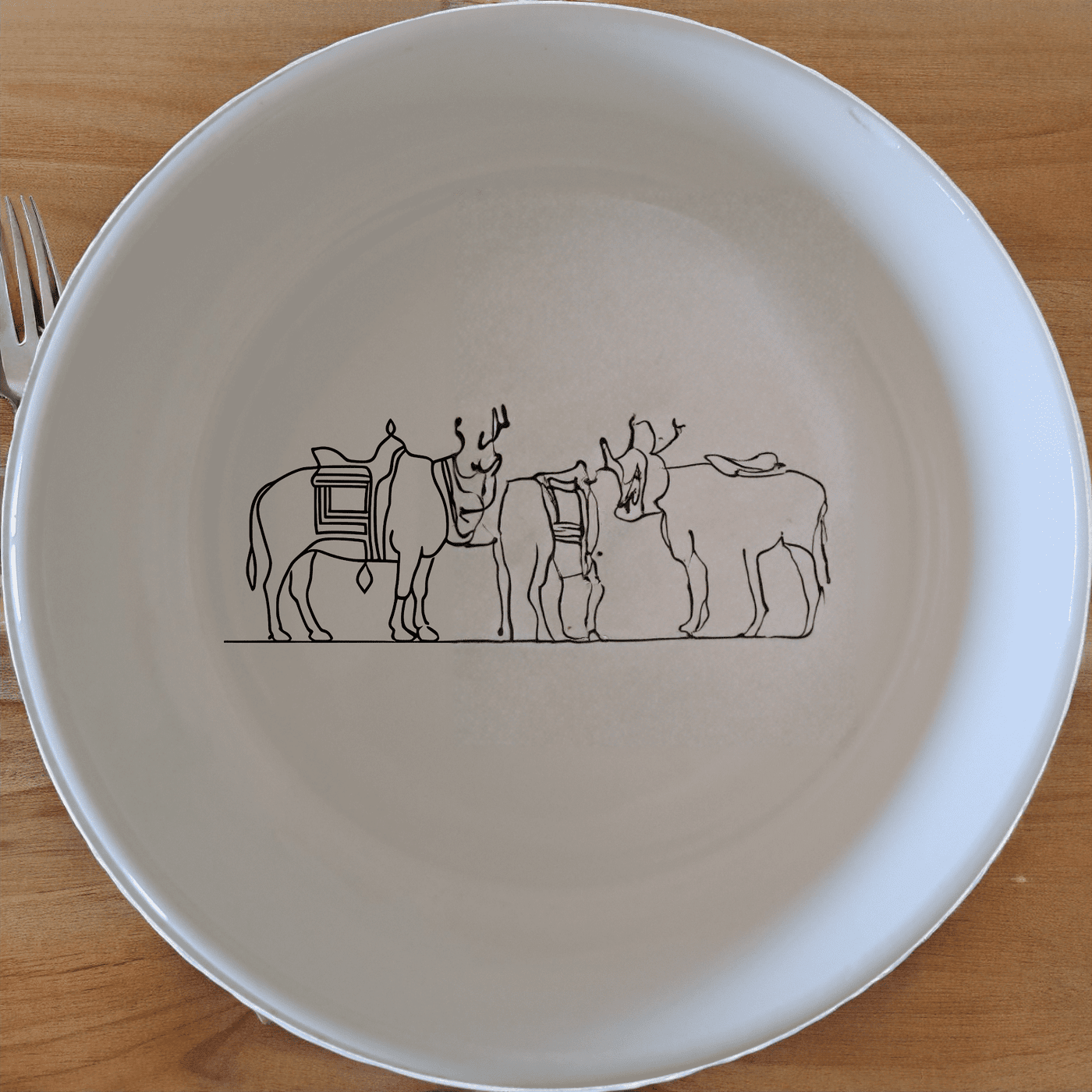 North Indian Cultural Imagery Bowl Set of 4 showcases traditional artistry in a modern, versatile design perfect for everyday use.