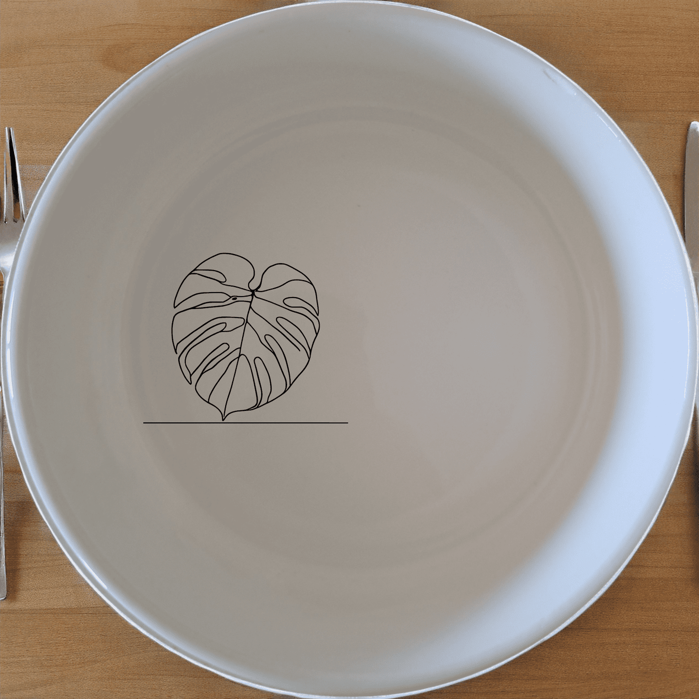 The Oversized Monstera Leaves Bowl Set of 4 features a bold botanical design, perfect for modern dining and everyday use.