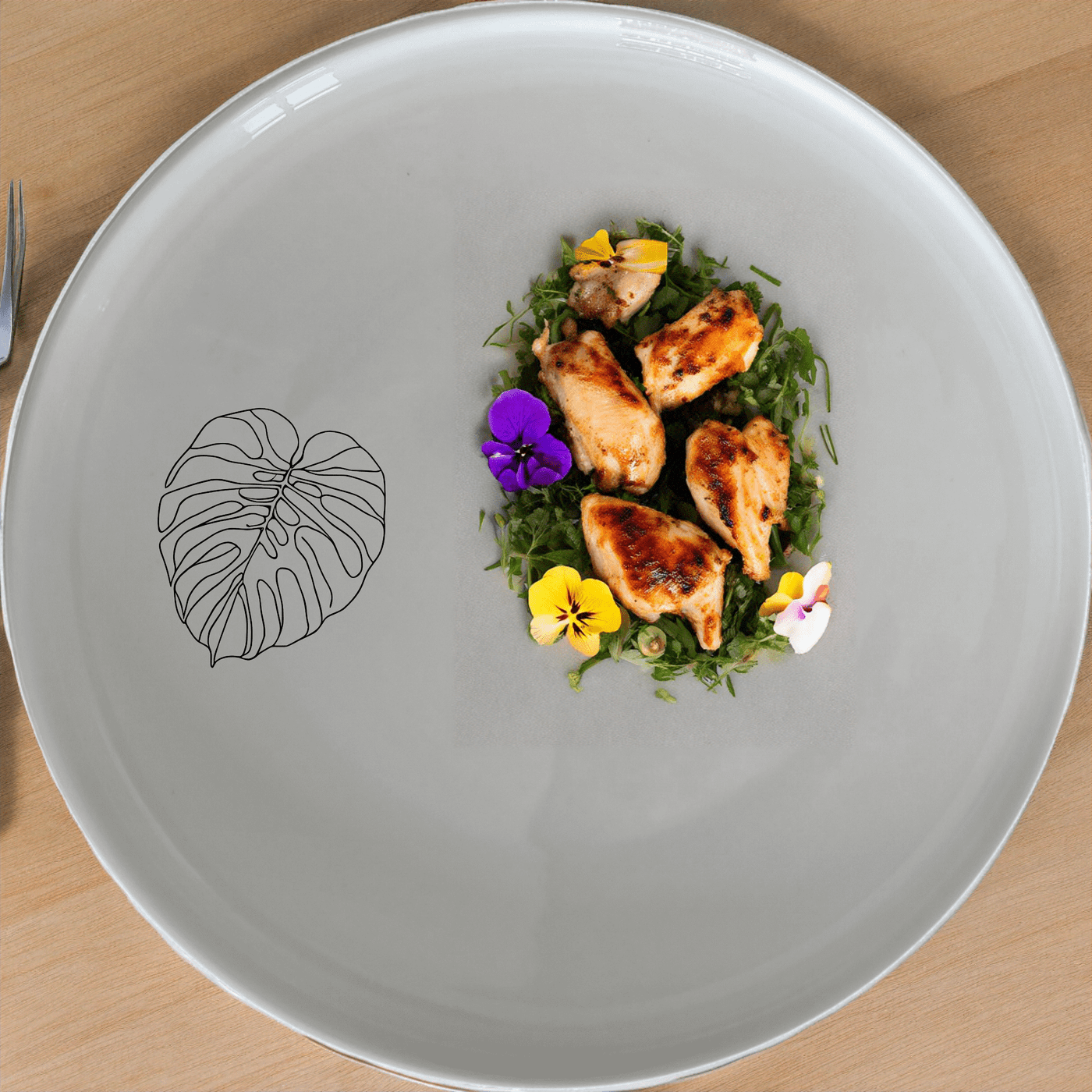 Elevate your dining experience with the Oversized Monstera Leaves Side Plate Set of 4, featuring a bold botanical design.