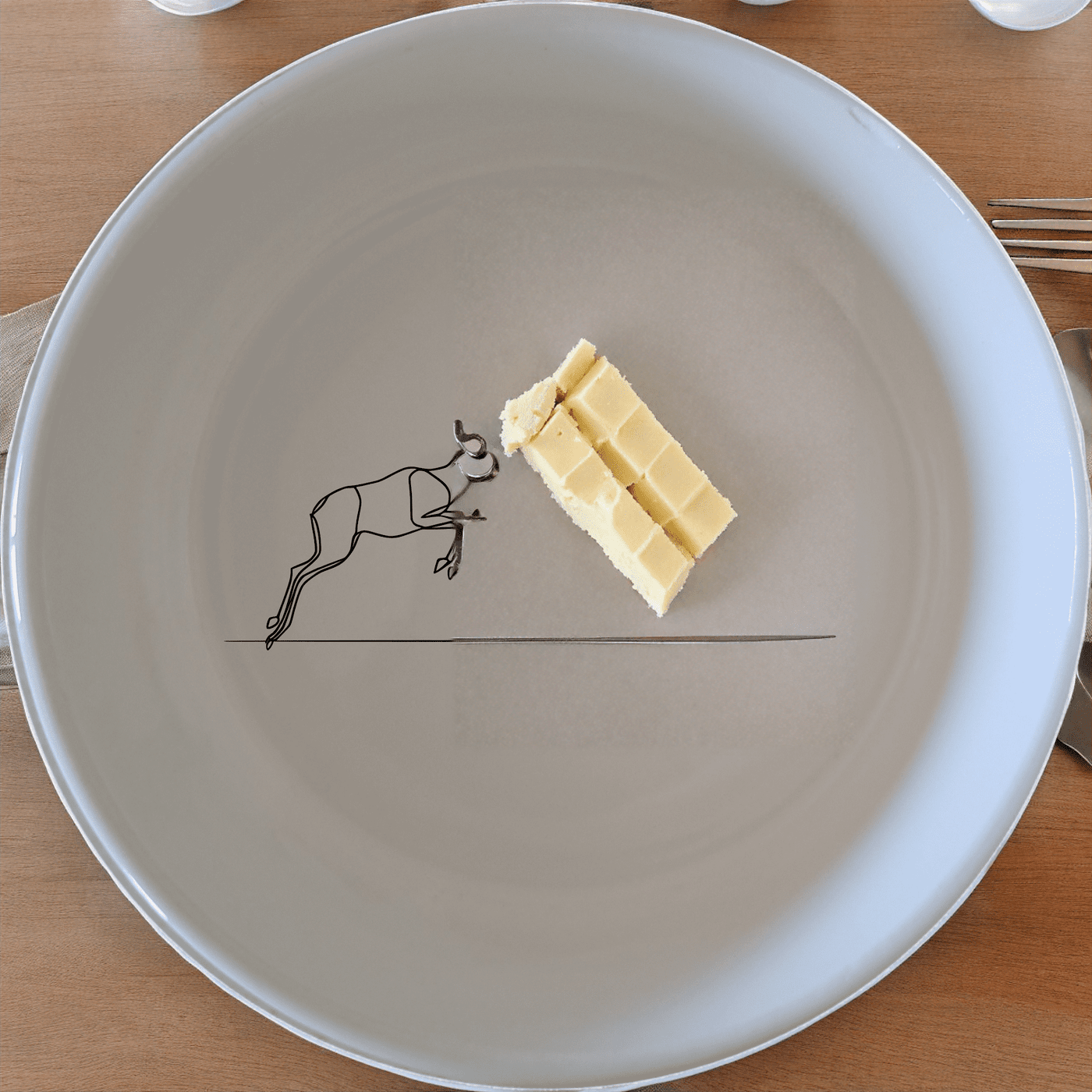 The Springbok Leaping Graceful Silhouette Bowl Set of 4 features a leaping springbok antelope silhouette design, perfect for adding a touch of nature to your dining experience.