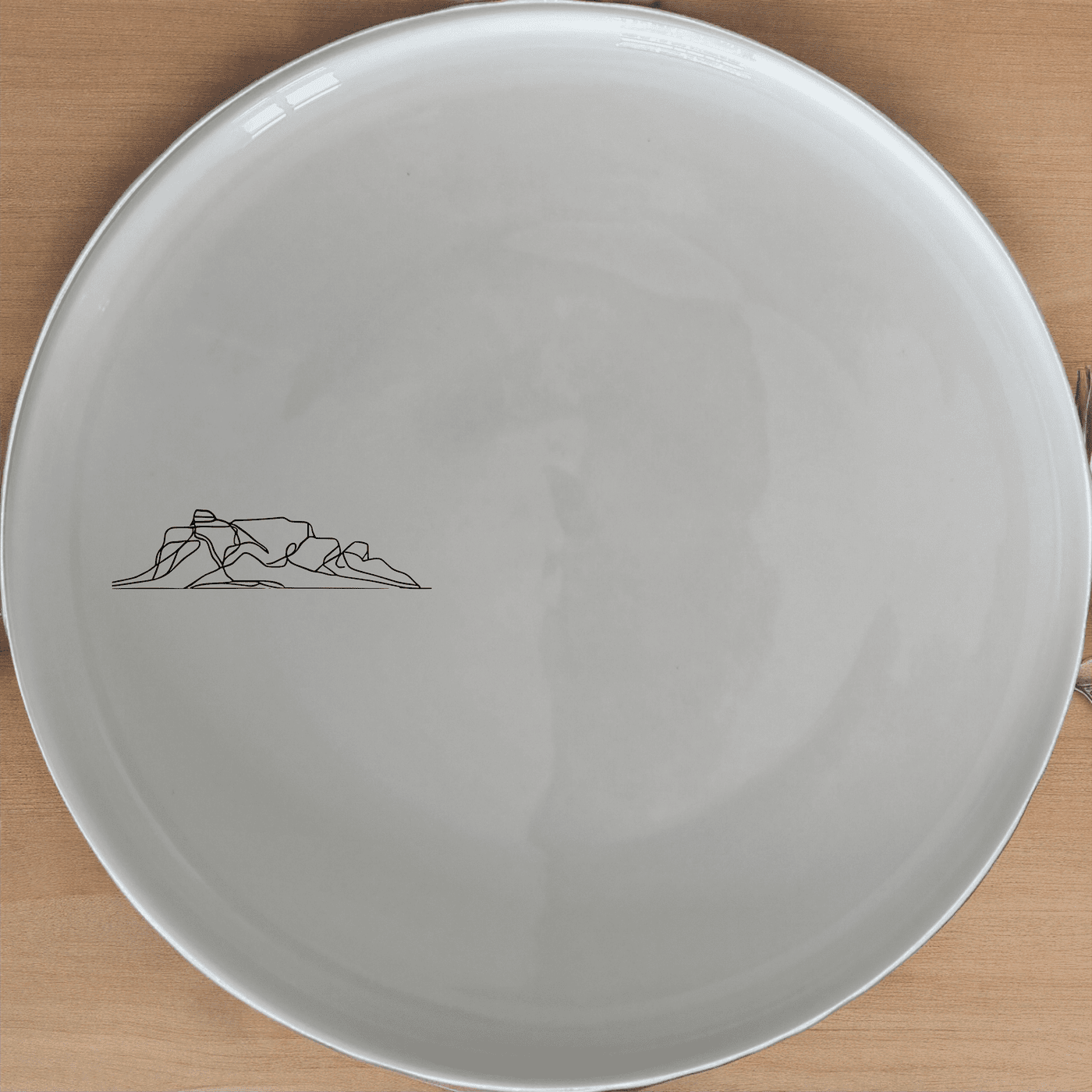 Table Mountain Dinner Plate Set of 4 features a sleek, minimalist design perfect for modern dining. Crafted from premium ceramic, these plates are both durable and dishwasher safe.