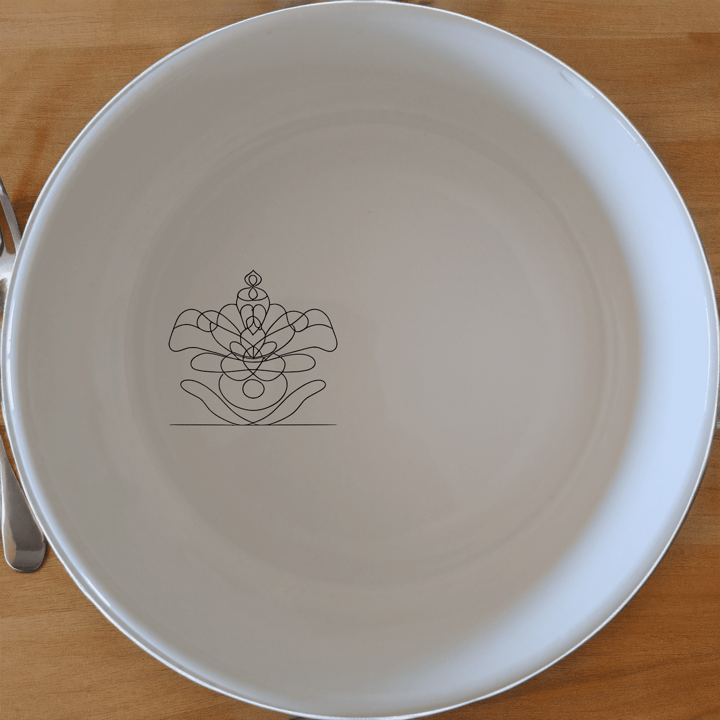 The Tibetan Cultural Imagery Bowl Set of 4 features intricate designs that celebrate traditional artistry and craftsmanship.