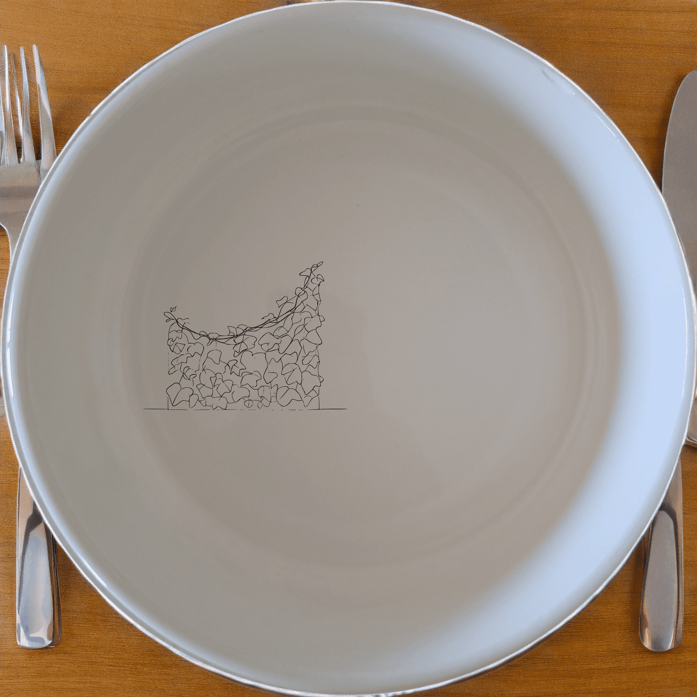 The Verdant Green Ivy Climbing Wall Bowl Set of 4 adds a touch of nature to your dining table with its elegant design and vibrant green ivy pattern.