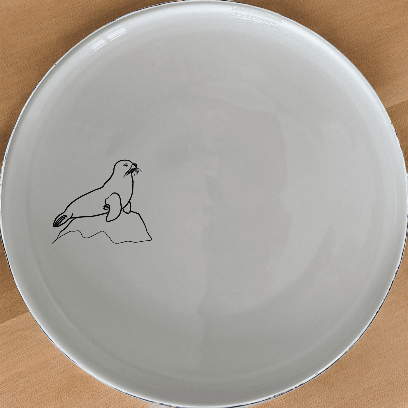 Abstract Harbor Seal Side Plate Set of 4 - Range 2 is a stylish and modern addition to any dining set, featuring a unique harbor seal design.
