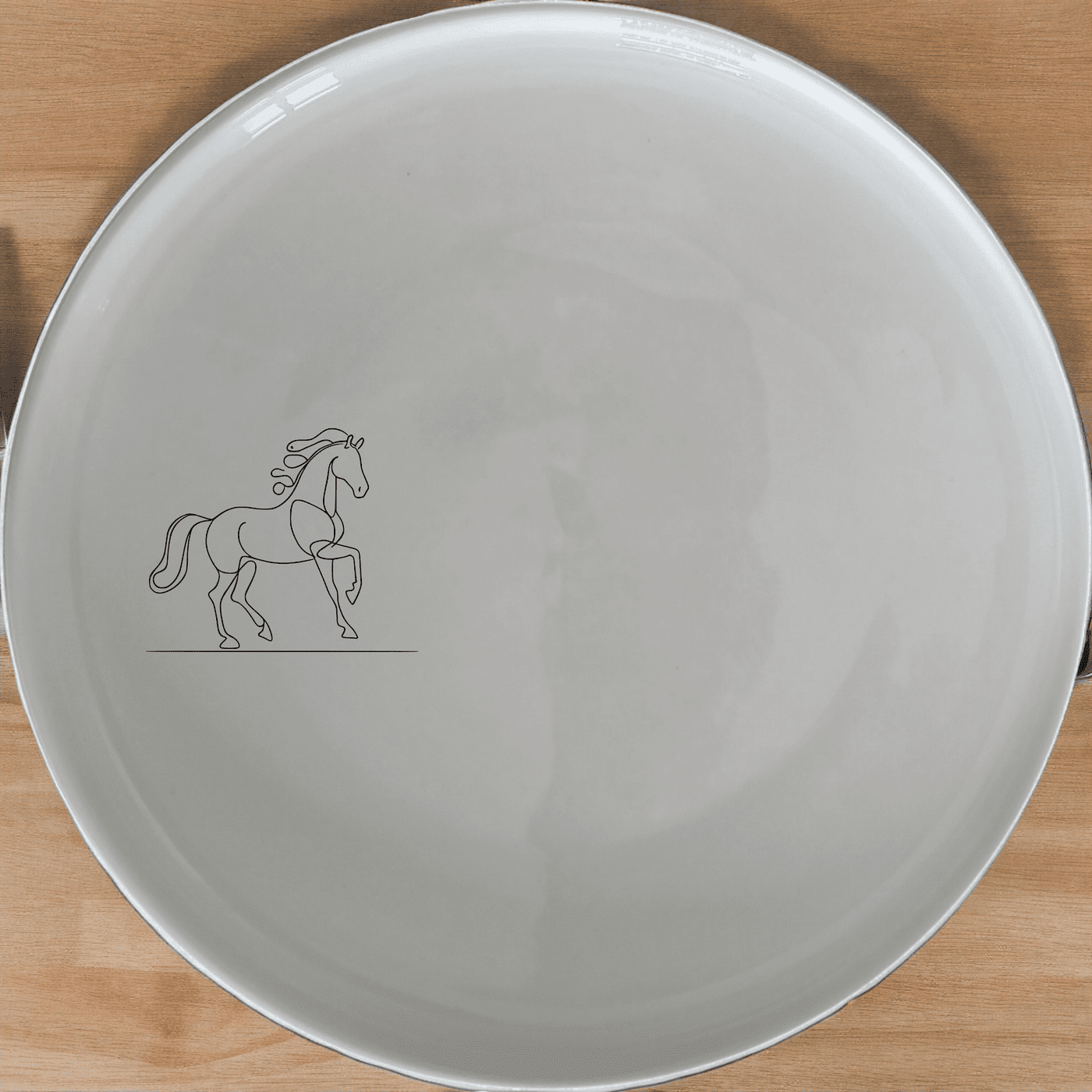 Year of Fire Horse Dinner Plate Set of 4 - Range 4 is a stunning set of four dinner plates featuring an elegant horse design, perfect for any dining occasion.