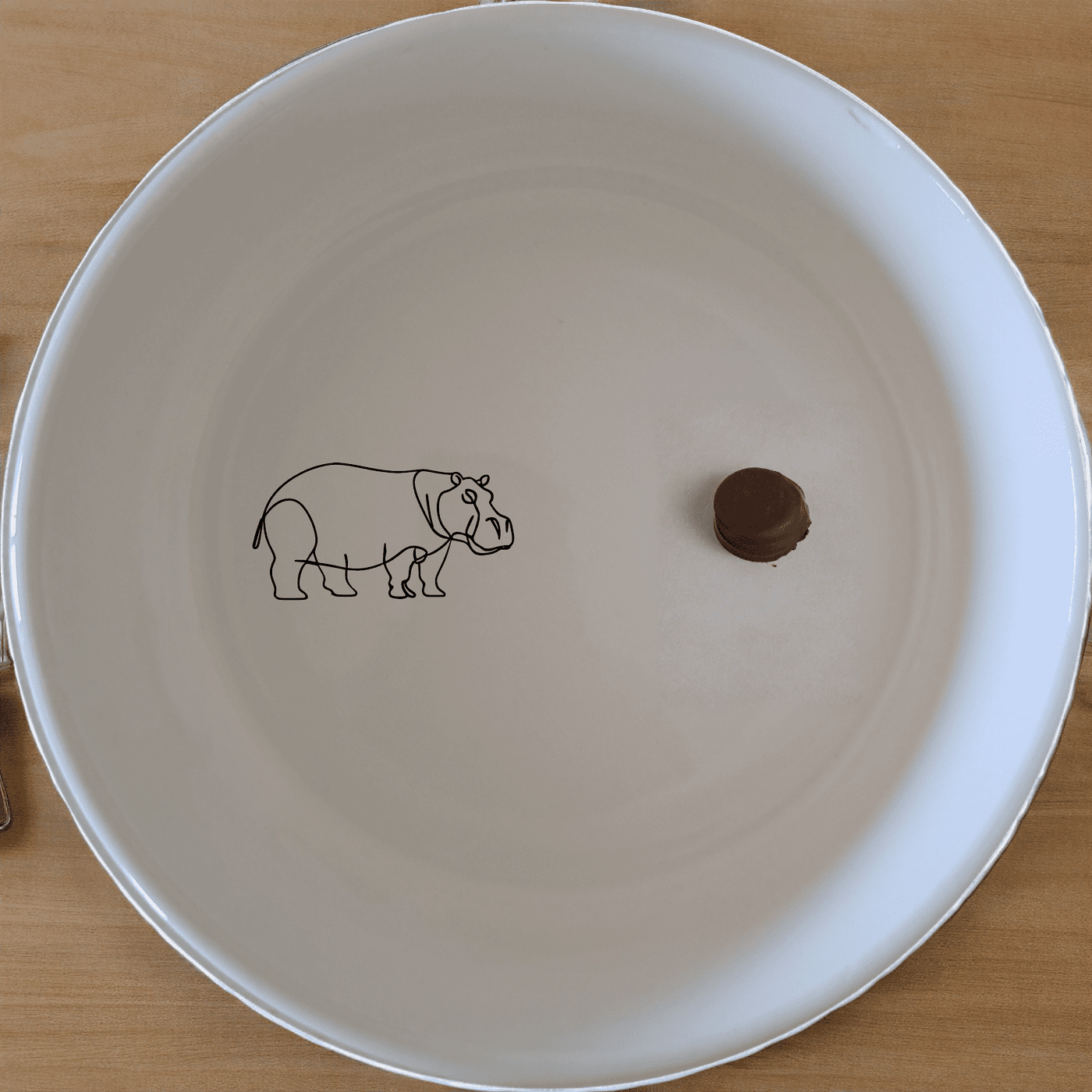 The Curvey Silhouette Hippo Bowl Set of 4 - Range 2 features elegant, minimalist design perfect for modern dining.