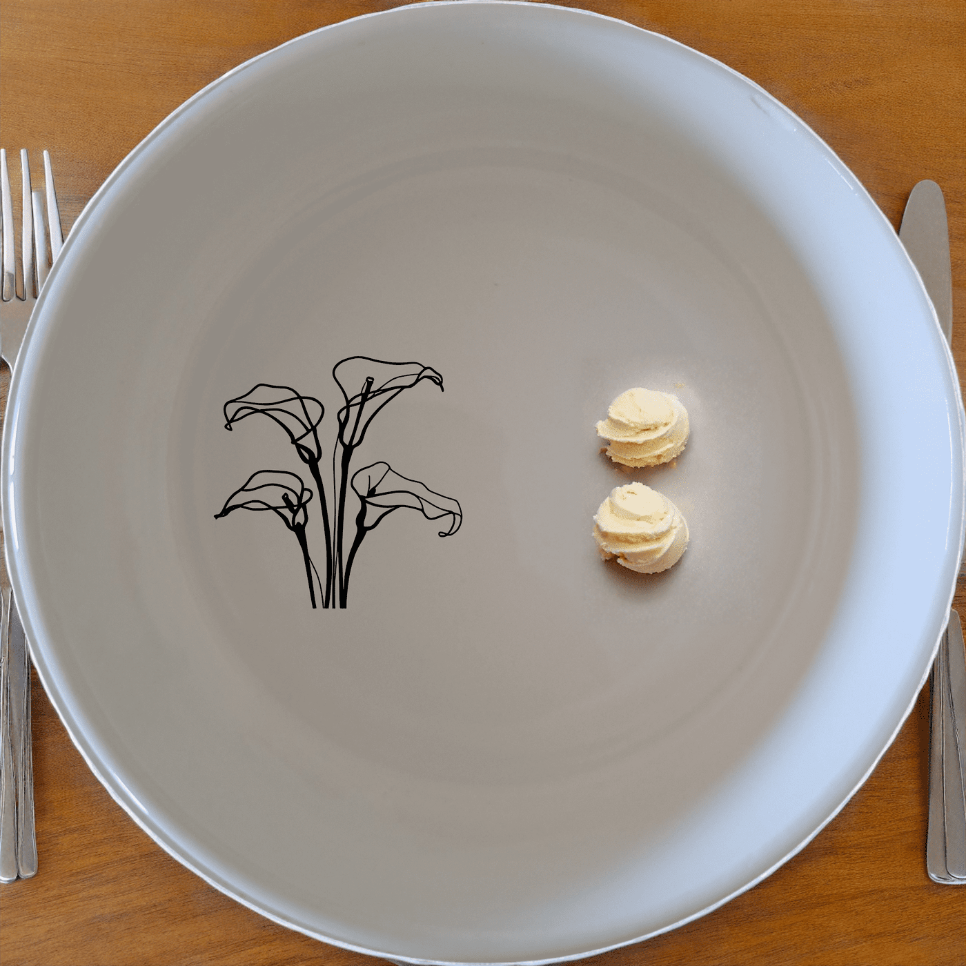 Arum Lilies Bowl Set of 4 - Range 3 is a beautiful set of four white ceramic bowls featuring a delicate laser-etched design of arum lilies, perfect for any dining occasion.