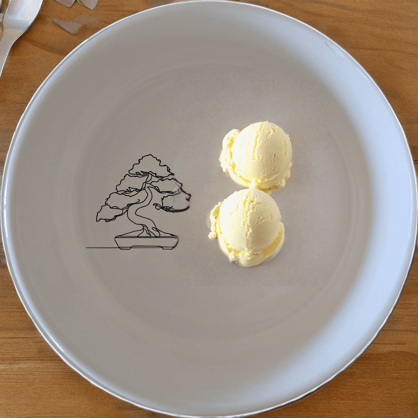 Japanese Bonsai Tree Bowl Set of 4 - Range 4 is a beautifully crafted set of four ceramic bowls, each featuring an elegant bonsai tree design.