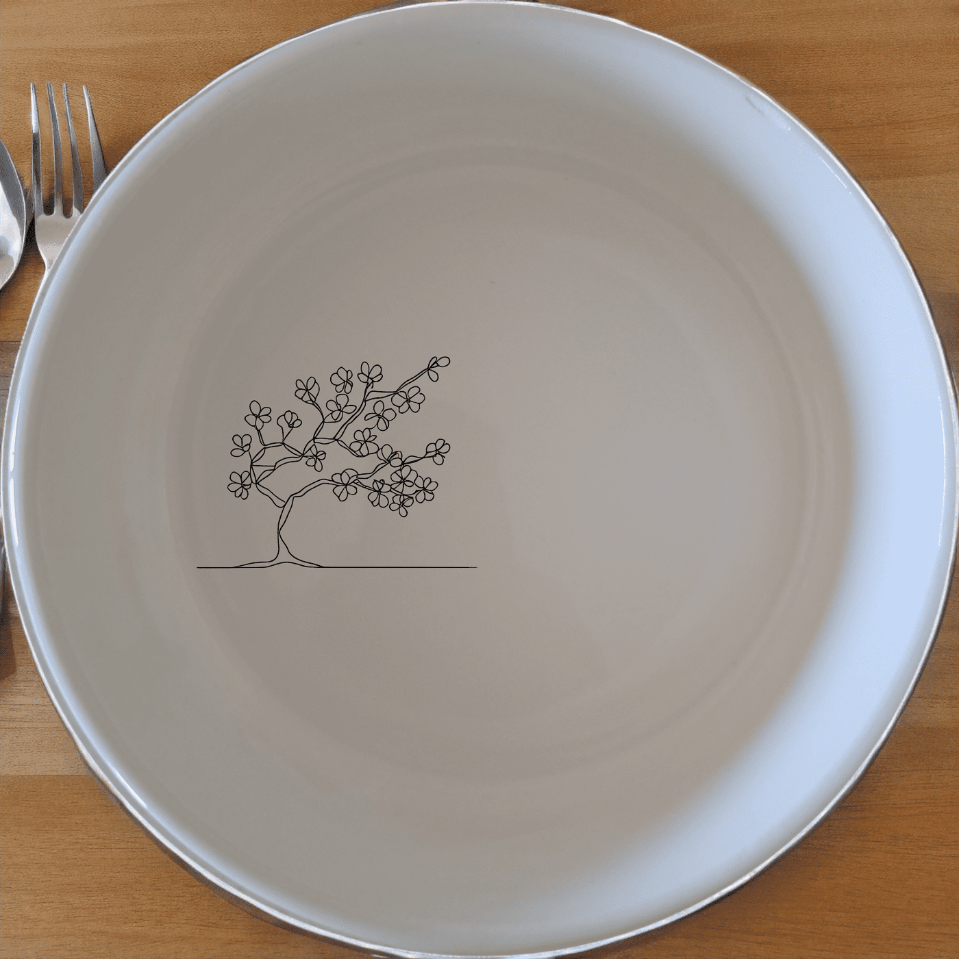 Japanese Cherry Blossom Bowl Set of 4 - Range 3 is a beautiful and elegant set of four ceramic bowls featuring a delicate cherry blossom design. Perfect for any occasion.