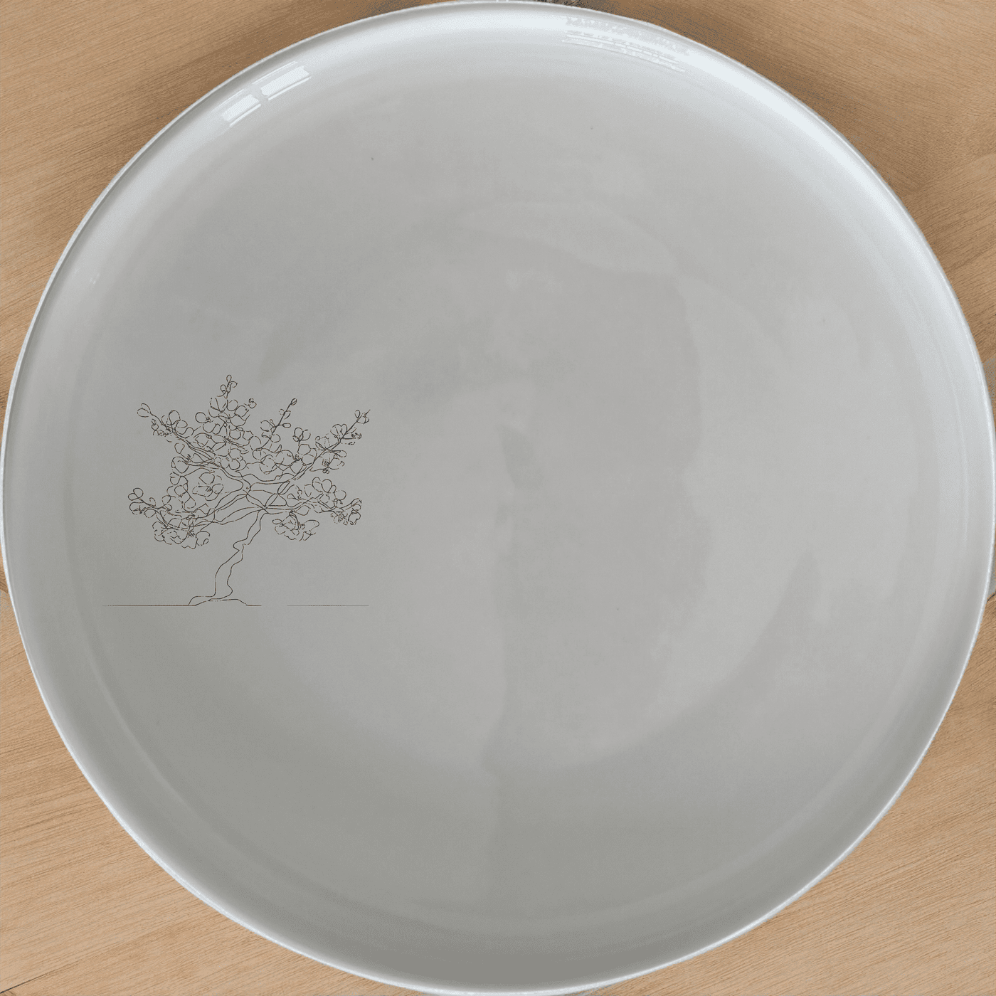 Japanese Cherry Blossom Dinner Plate Set of 4 - Range 4 adds a touch of nature to your dining table.