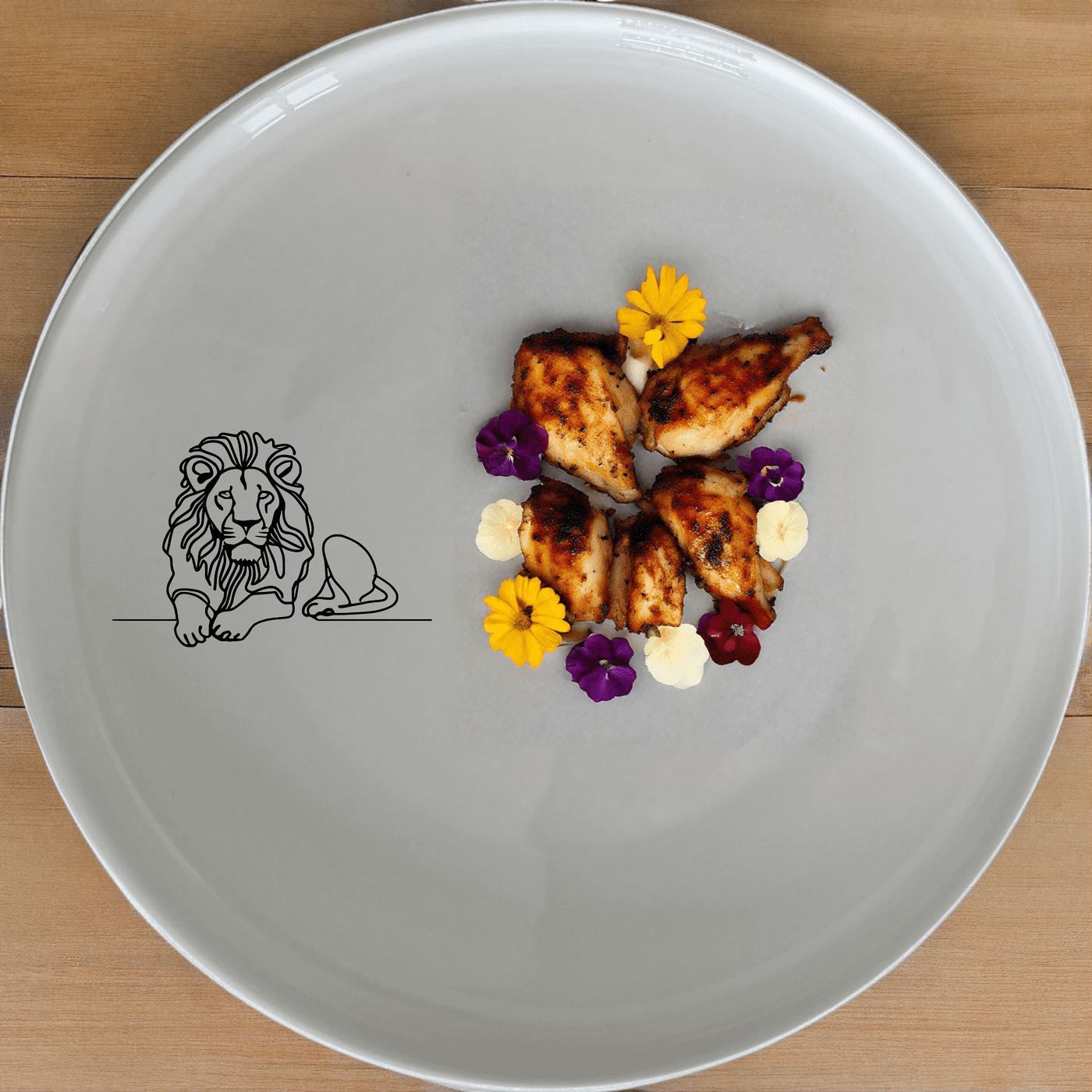 The African Lion Dinner Plate Set of 4 features a sleek silhouette design, perfect for modern dining and everyday use.