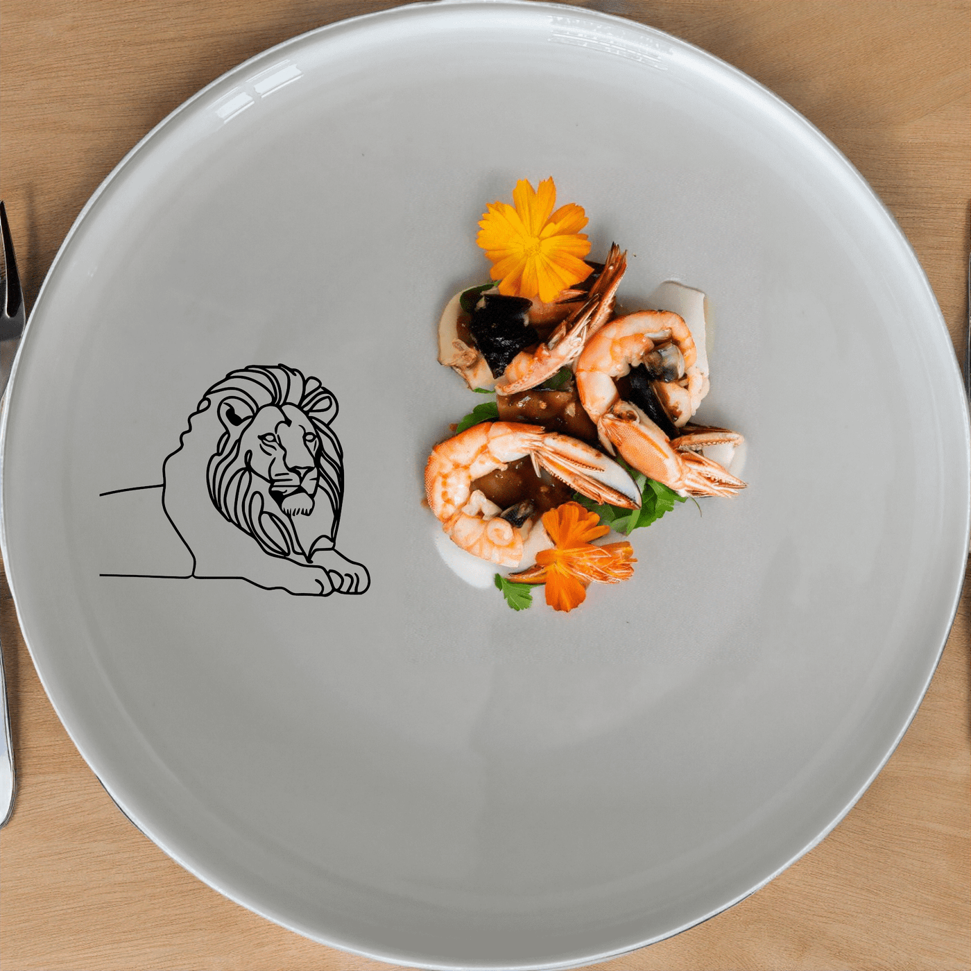 The African Lion Side Plate Set of 4 adds a touch of wild elegance to your dining table with its sleek silhouette design.
