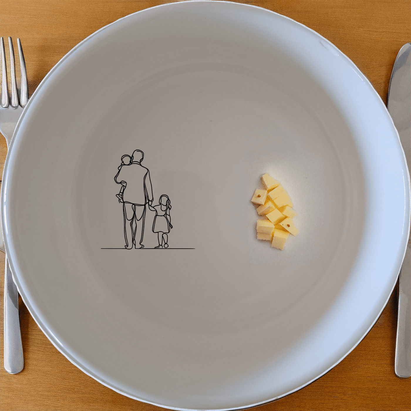 The Sillohette Father Daughter Bowl Set of 4 - Range 4 is a beautifully designed set of ceramic bowls perfect for everyday use or special occasions.