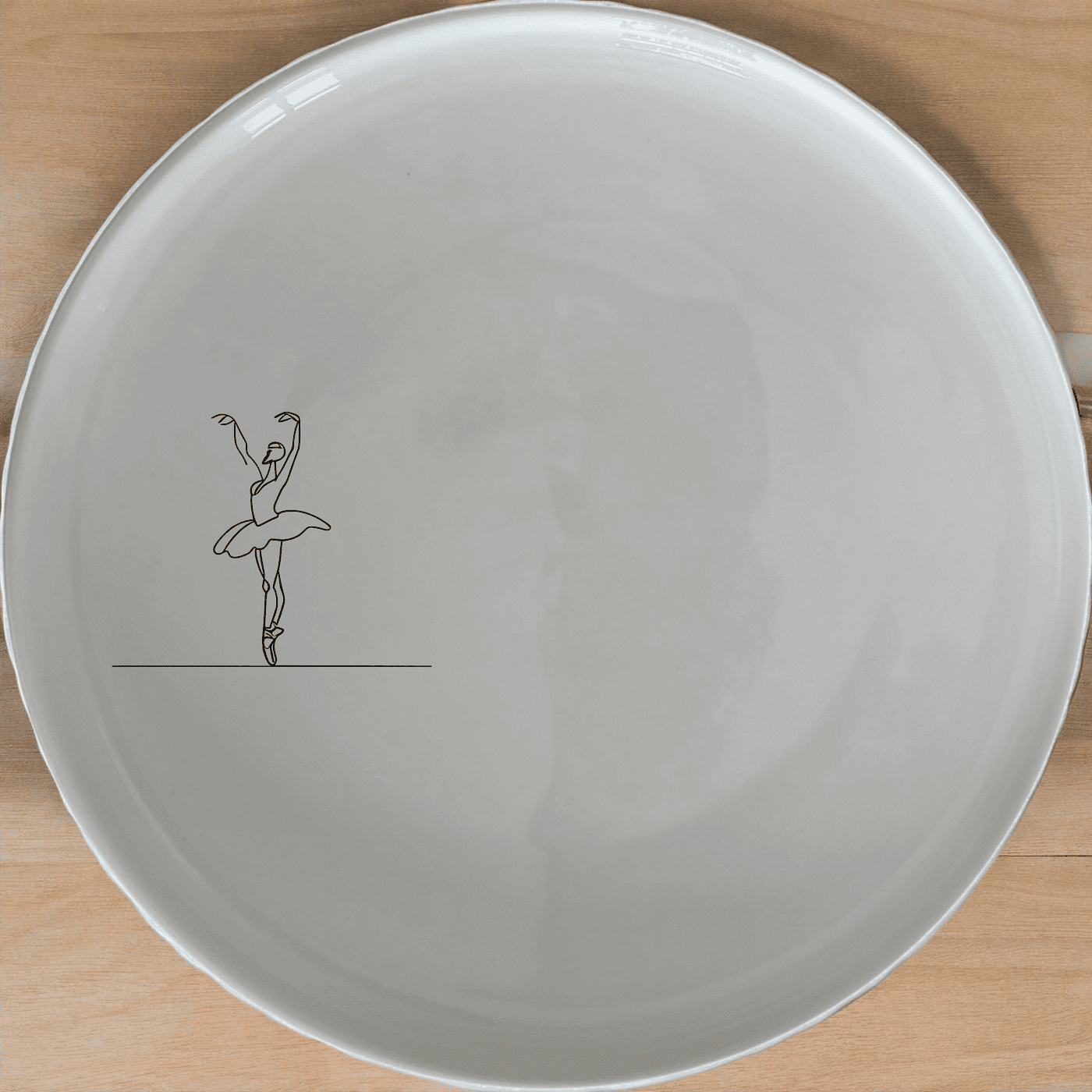 Swan Ballet Dancer Dinner Plate Set of 4 - Range 3 offers a timeless and artistic design perfect for any dining table.