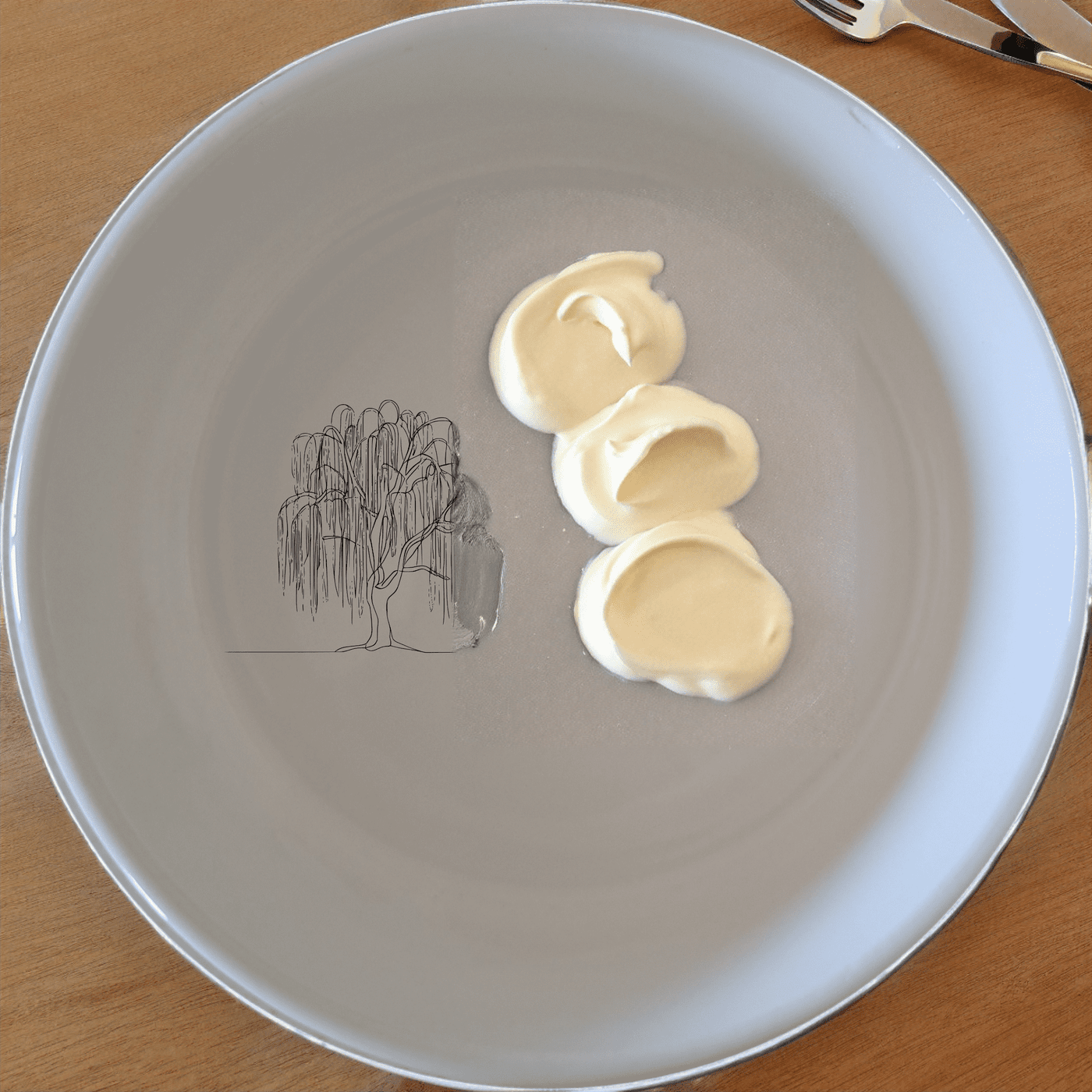 The Weeping Willow Tree Bowl Set of 4 - Range 4 is a stunning collection of ceramic bowls, each featuring a delicate laser-etched willow tree design. Perfect for any dining occasion.