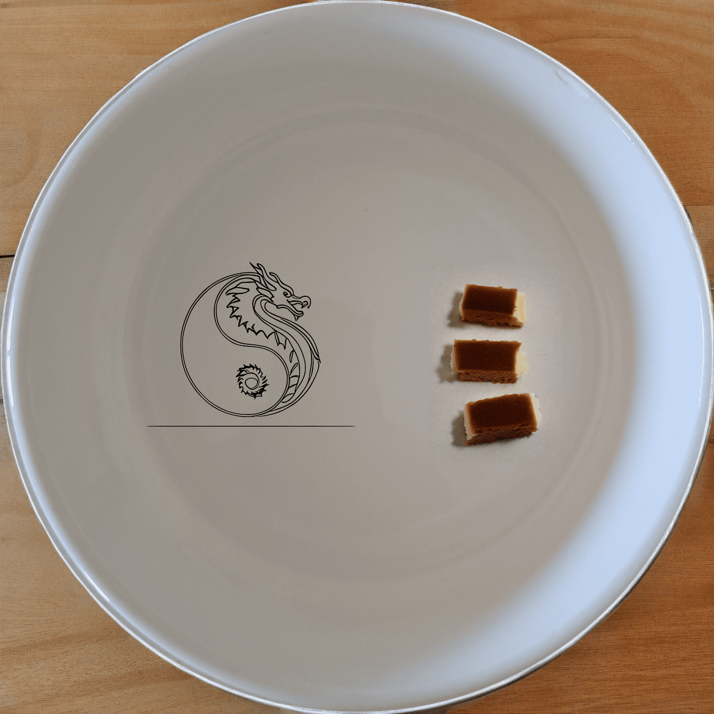 Yingyang Chinese Dragons Bowl Set of 4 - Range 1 is a stunning set of four white ceramic bowls featuring an intricate yin-yang dragon design, perfect for any dining occasion.