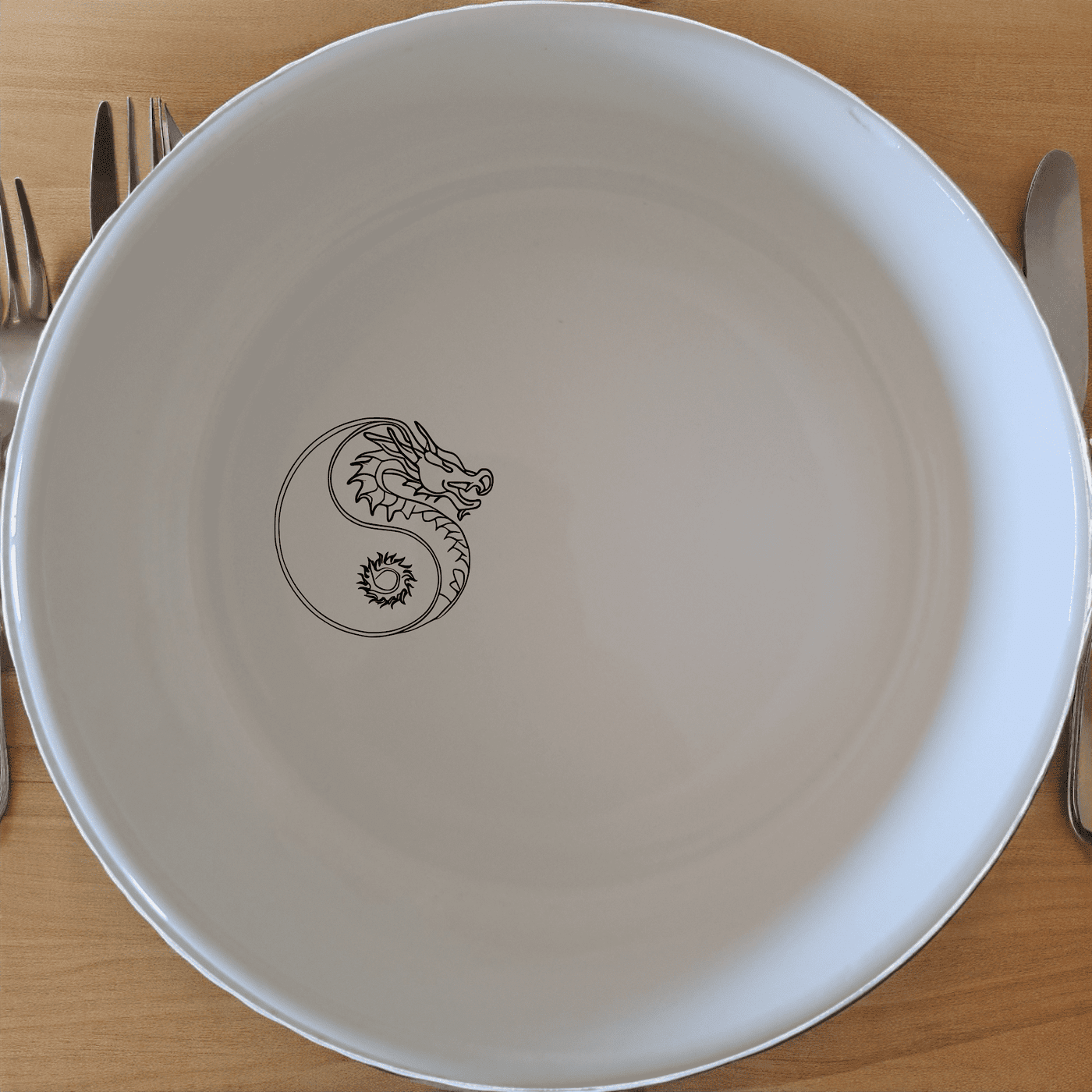 Yingyang Chinese Dragons Bowl Set of 4 - Range 4 is a beautiful and unique set of four ceramic bowls, perfect for any kitchen or dining room.