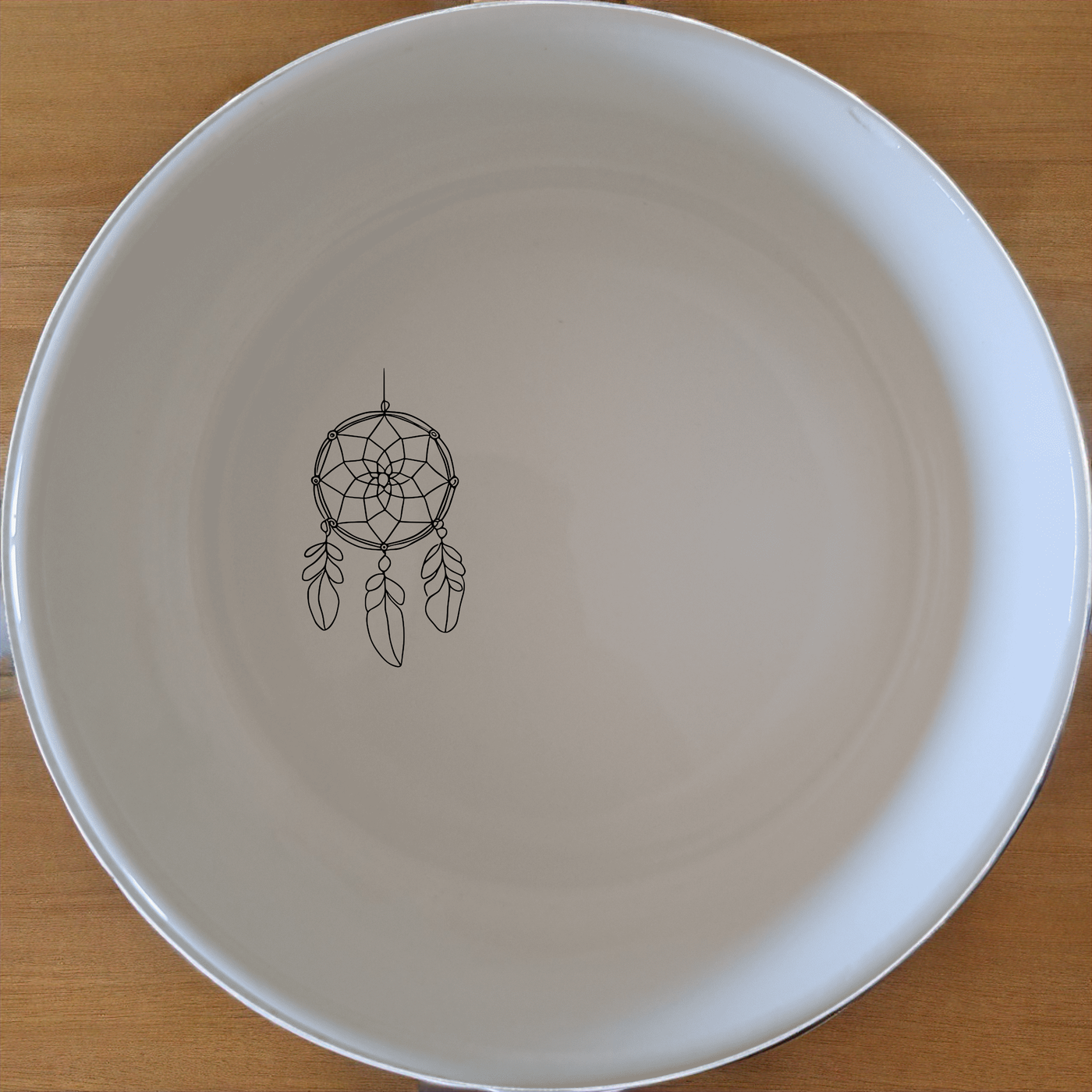 Dreamcatcher Feathers Bowl Set of 4 - Range 3 adds a touch of elegance to your dining experience with intricate designs.