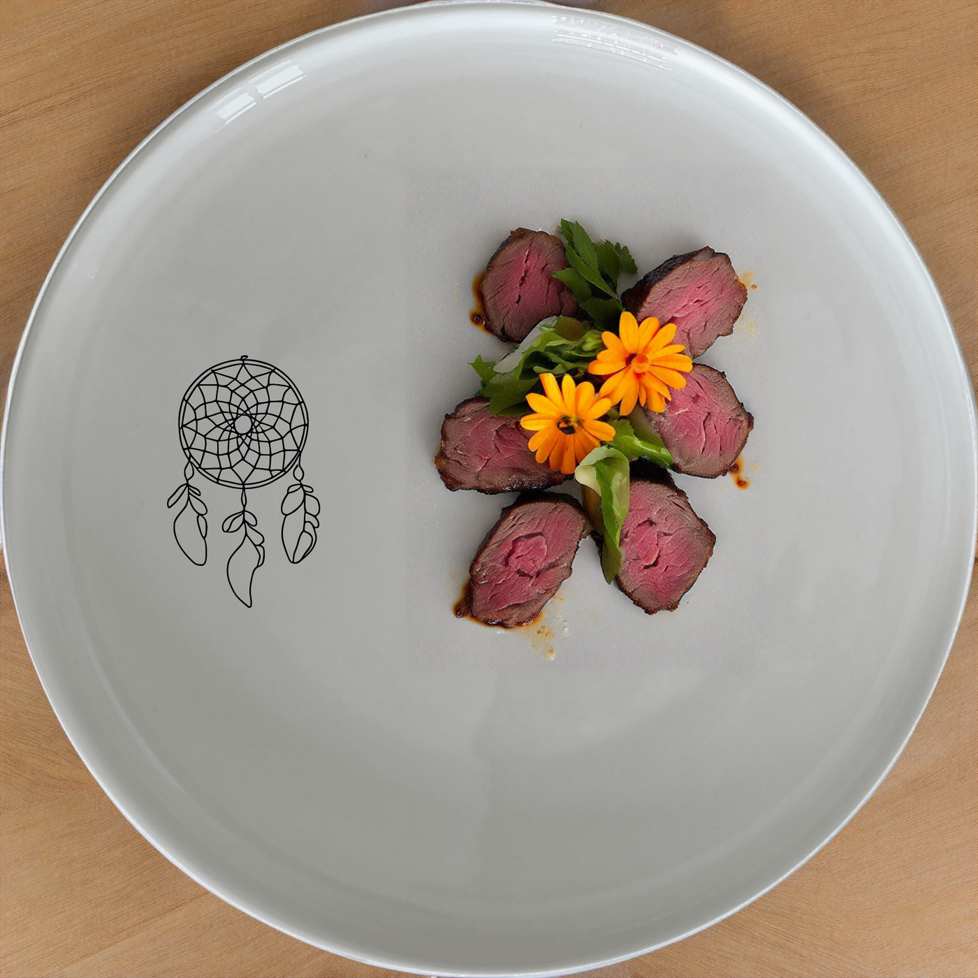 Dreamcatcher Feathers Side Plate Set of 4 - Range 4 is a stylish and modern addition to your dining collection.