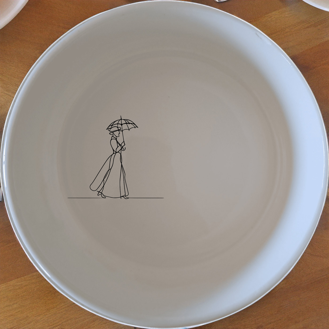 Abstract Victorian Woman Bowl Set of 4 - Range 2 is a stylish and elegant addition to any kitchen, perfect for everyday use or special occasions.