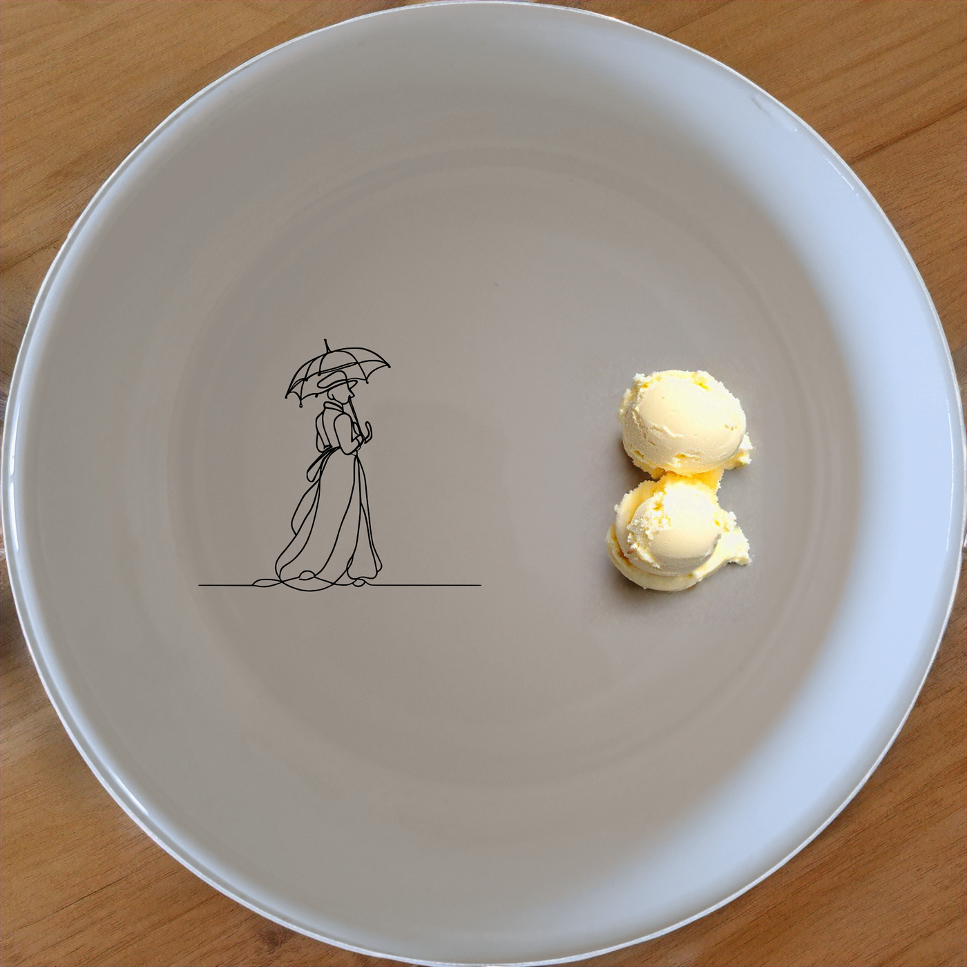 Victorian Woman Umbrella Bowl Set of 4 - Range 3 is a stylish and elegant addition to your dinnerware collection.