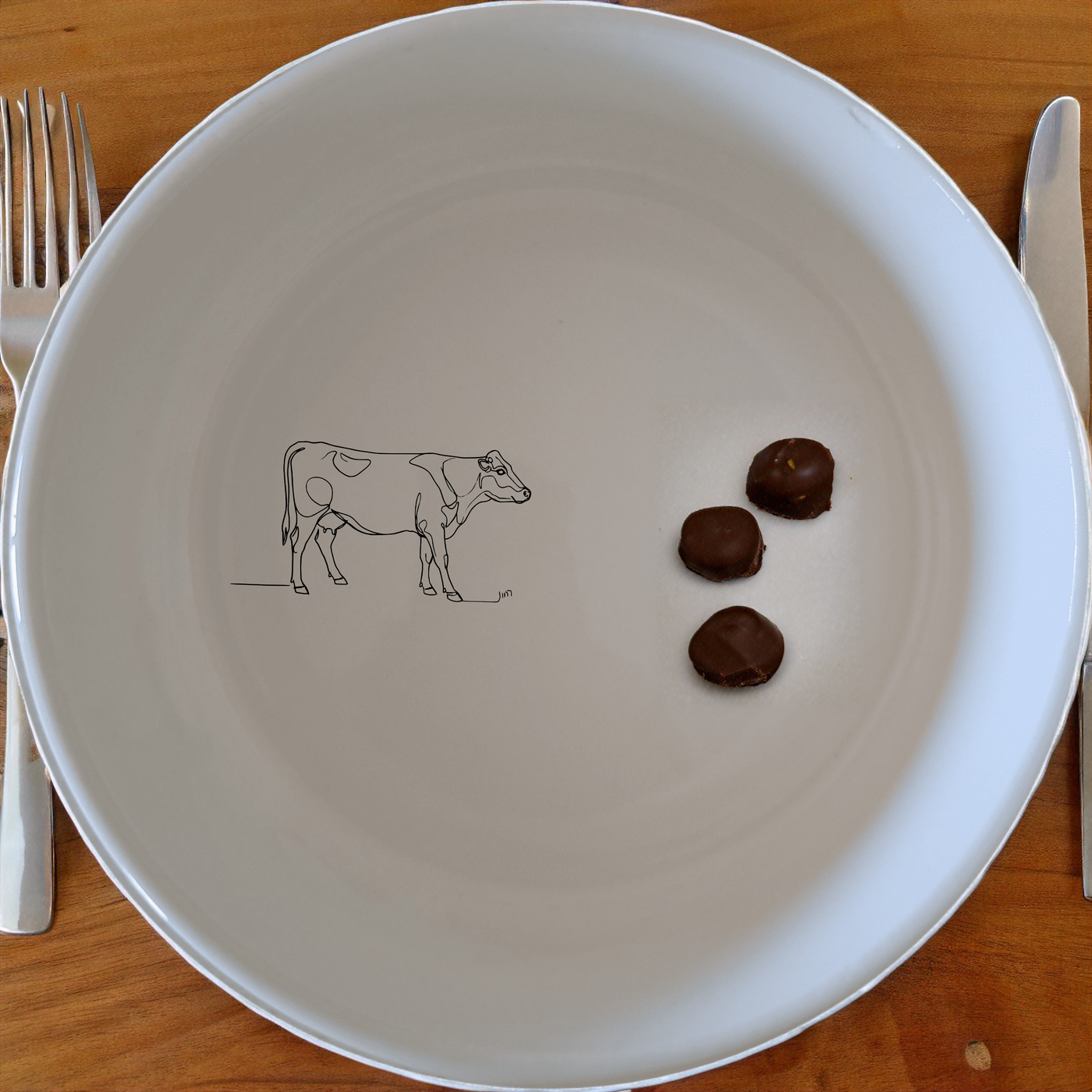 Farm Cow Bowl Set of 4 - Range 1 is a charming and functional set of four 12cm bowls, perfect for everyday use and special occasions.