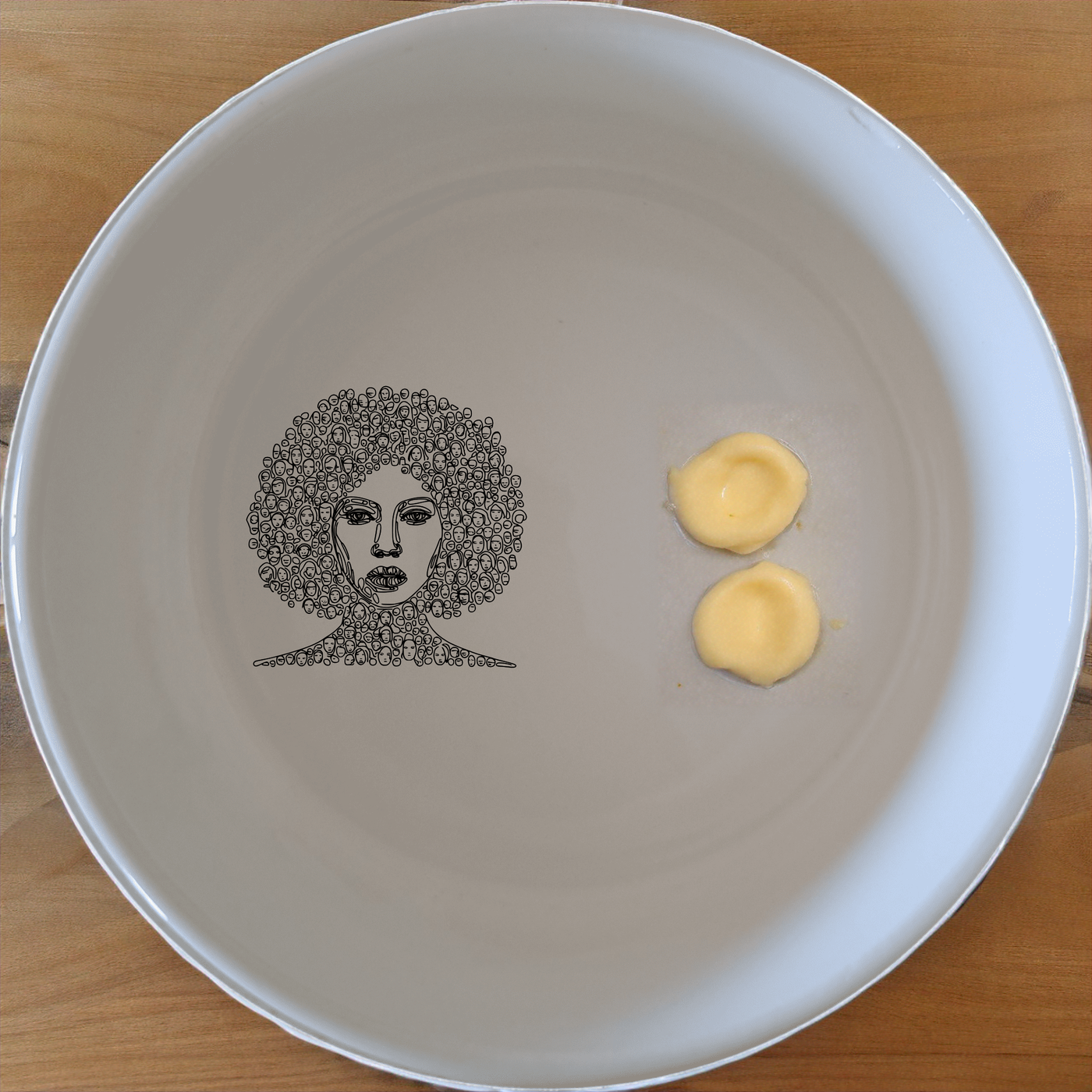 African Faces Bowl Set of 4 - Range 1 offers a unique and artistic touch to your dining experience with intricate designs.