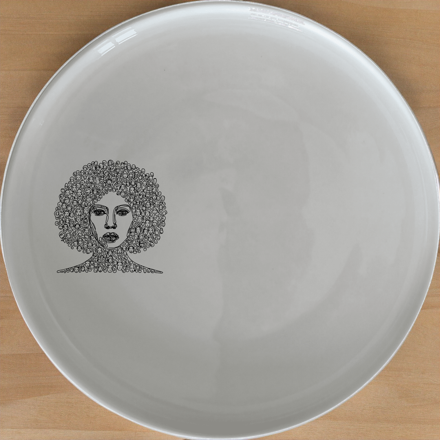 African Faces Dinner Plate Set of 4 - Range 1 features unique designs for a stylish dining experience.