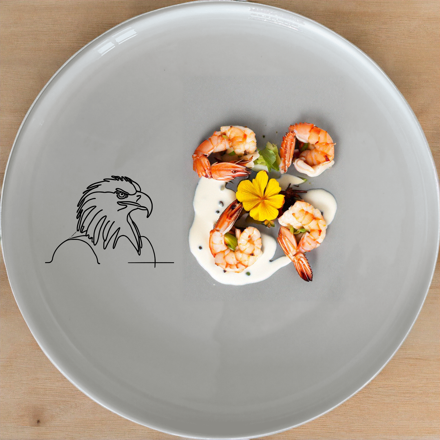 The American Bald Eagle Dinnerware Set of 12 - Range 2 features a striking design perfect for any dining occasion. This set includes dinner plates, side plates, and bowls, all crafted from high-quality ceramic.