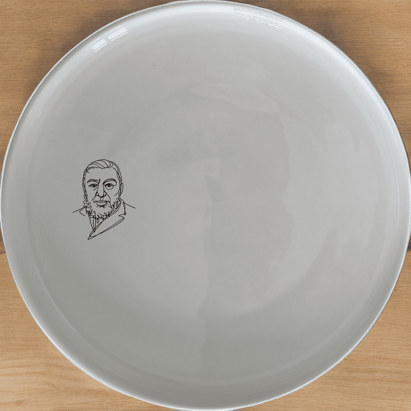 Paul Kruger Side Plate Set of 4 - Range 1 offers a timeless design perfect for any dining table.