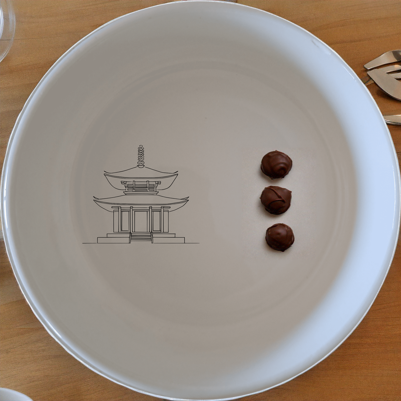 Abstract Japanese Shinto Temple Bowl Set of 4 - Range 2 is a stylish and elegant set of four ceramic bowls featuring a minimalist design inspired by traditional Japanese architecture.